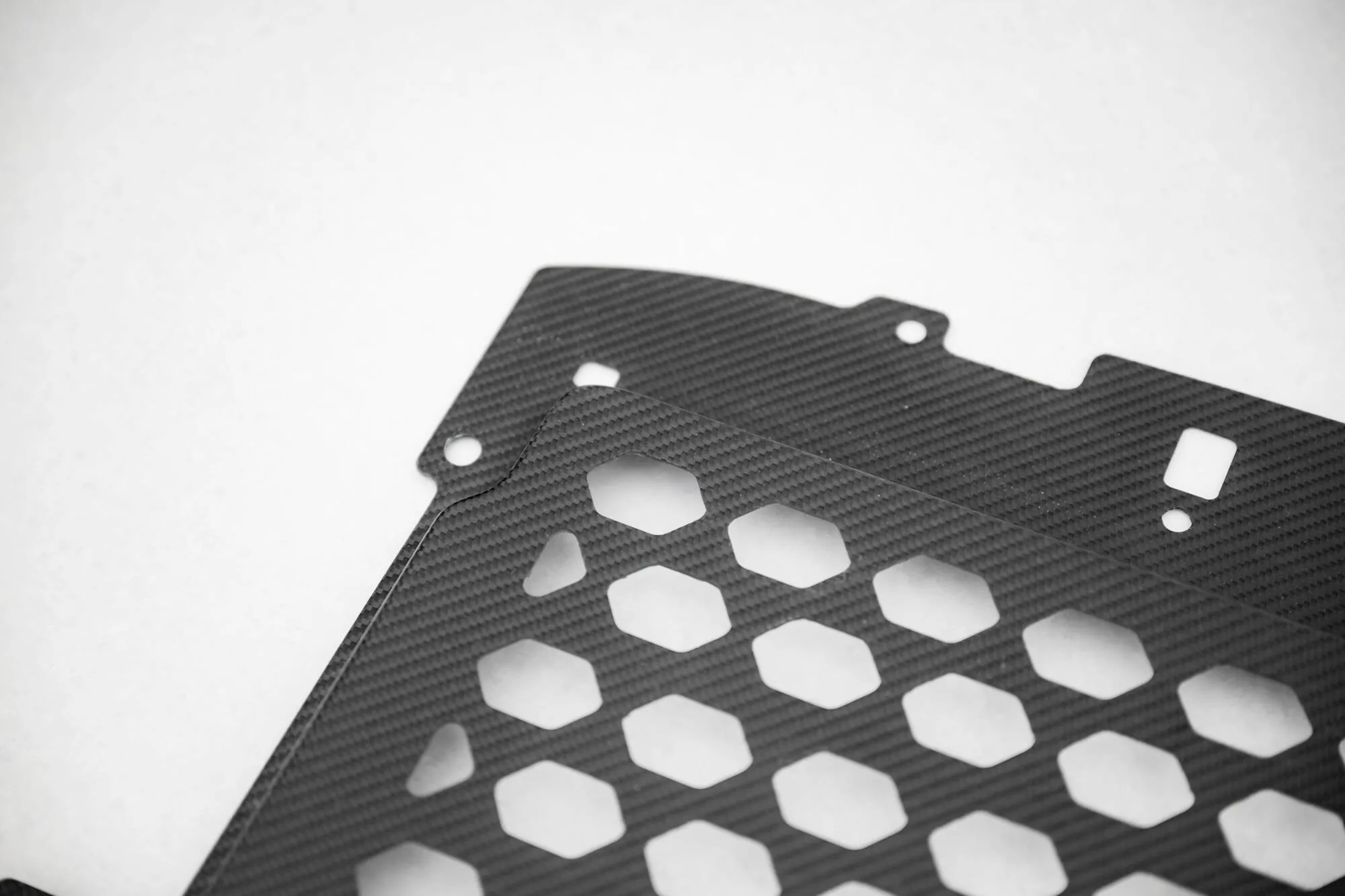 Motordeksel BMW M2 (G87) 2023-2026 | Carbon Fiber Edition – bilde 10
