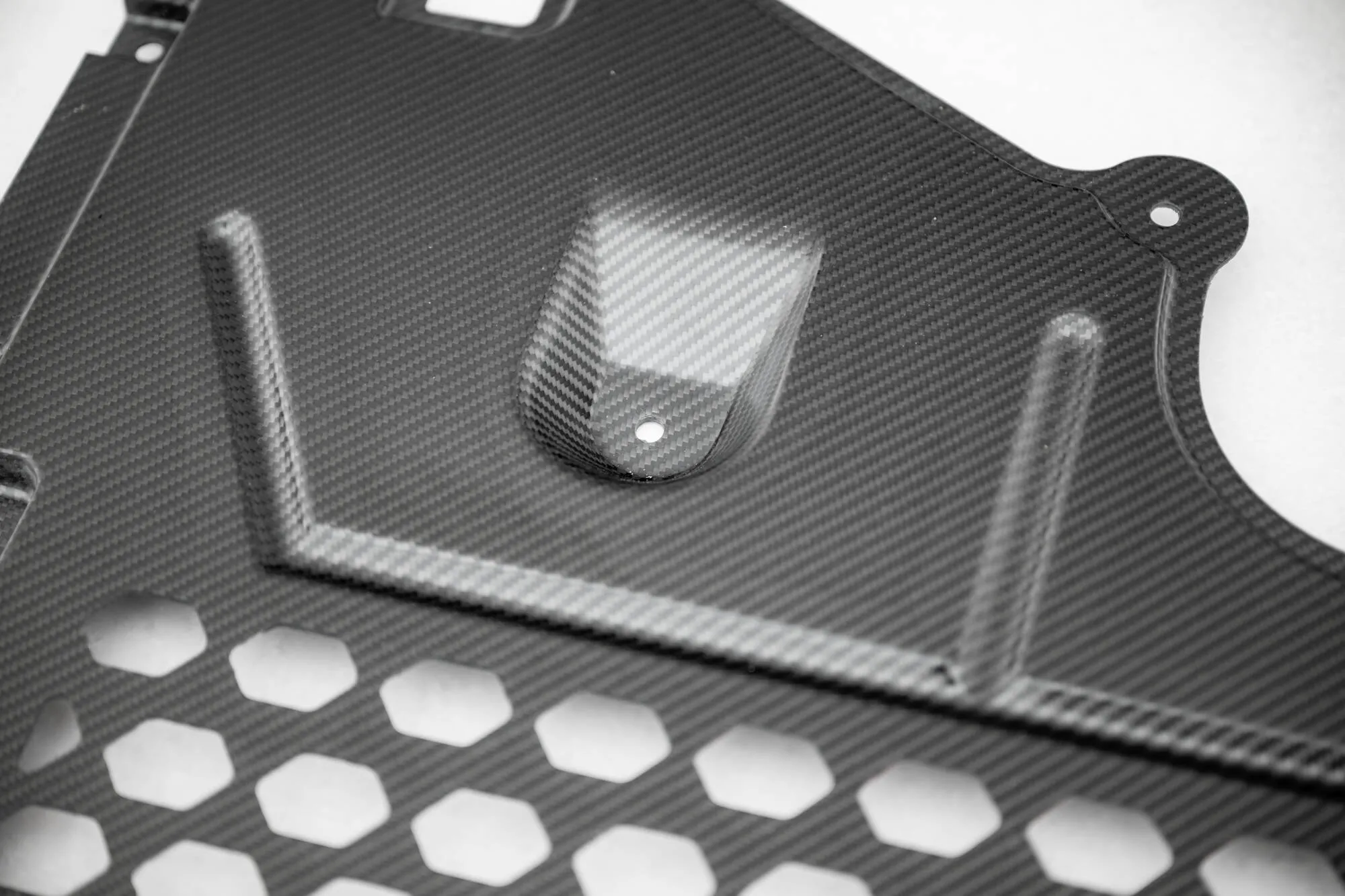 Motordeksel BMW M2 (G87) 2023-2026 | Carbon Fiber Edition – bilde 12