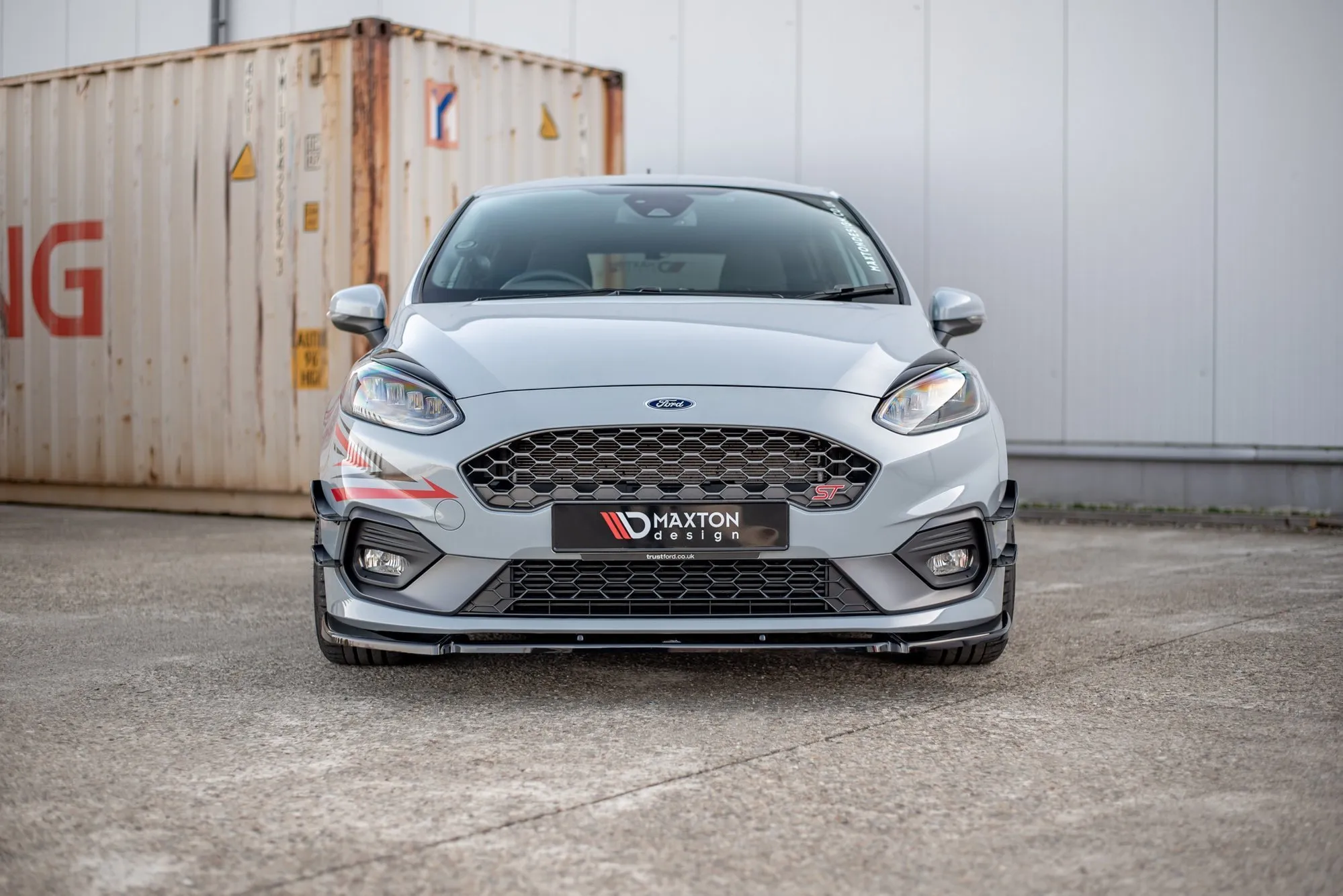 Øyelokk V.2 Ford Fiesta Mk7 ST / ST-Line 2016 - 2023 | Glossy Black Edition – bilde 4