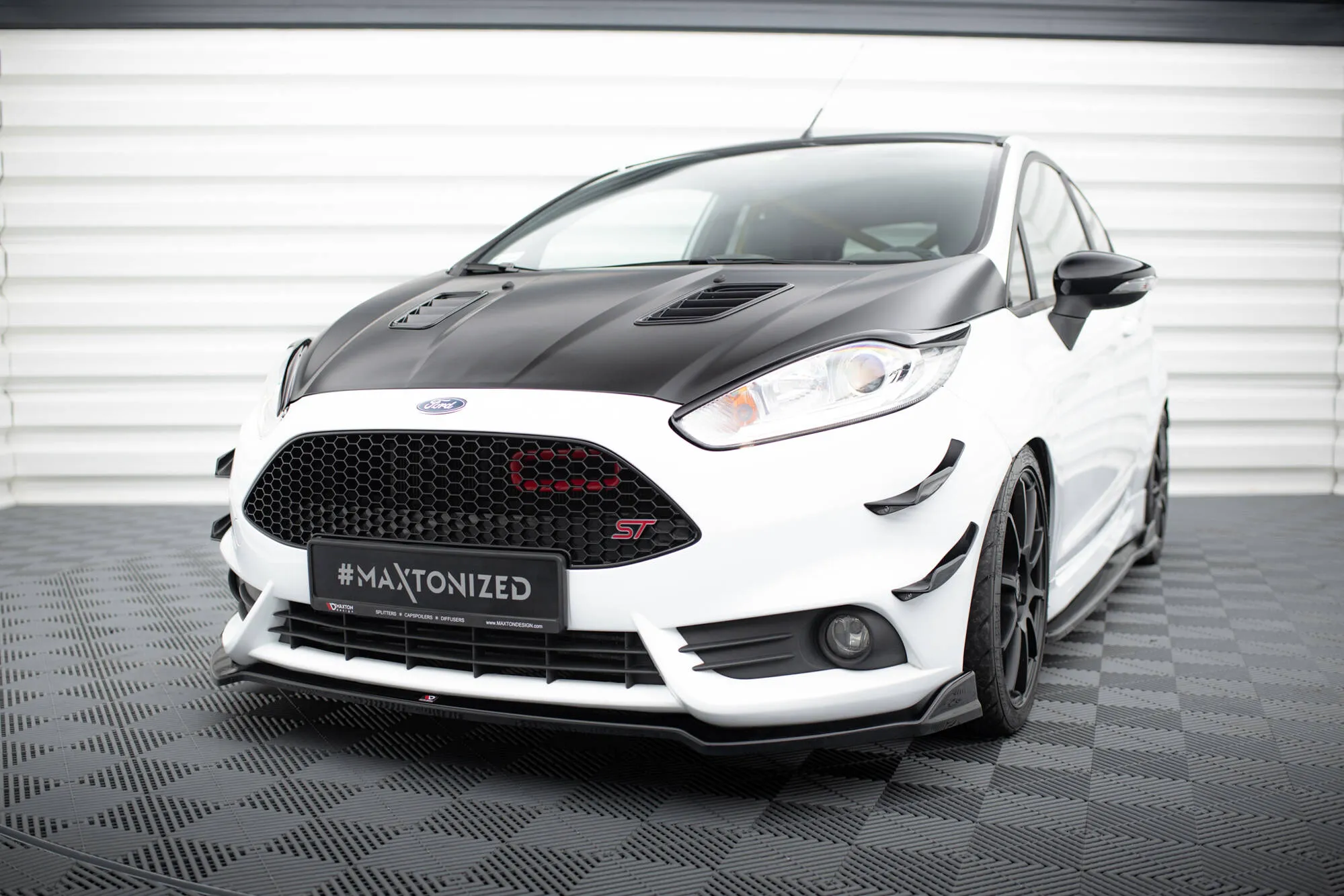 Øyelokk V.2 Ford Fiesta ST VII Facelift 2013 - 2016 | Glossy Black Edition – bilde 2