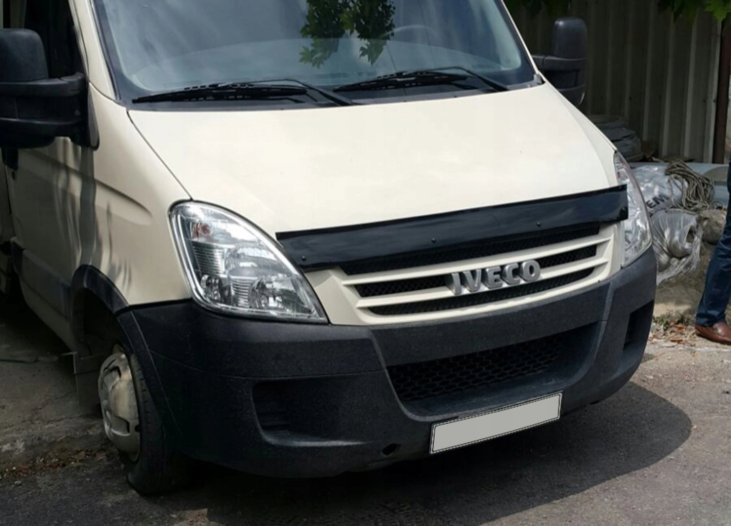 Panserbeskytter Iveco Daily 2008 - 2014 – bilde 3