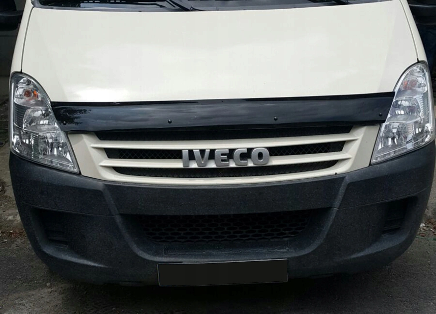 Panserbeskytter Iveco Daily 2008 - 2014 – bilde 4