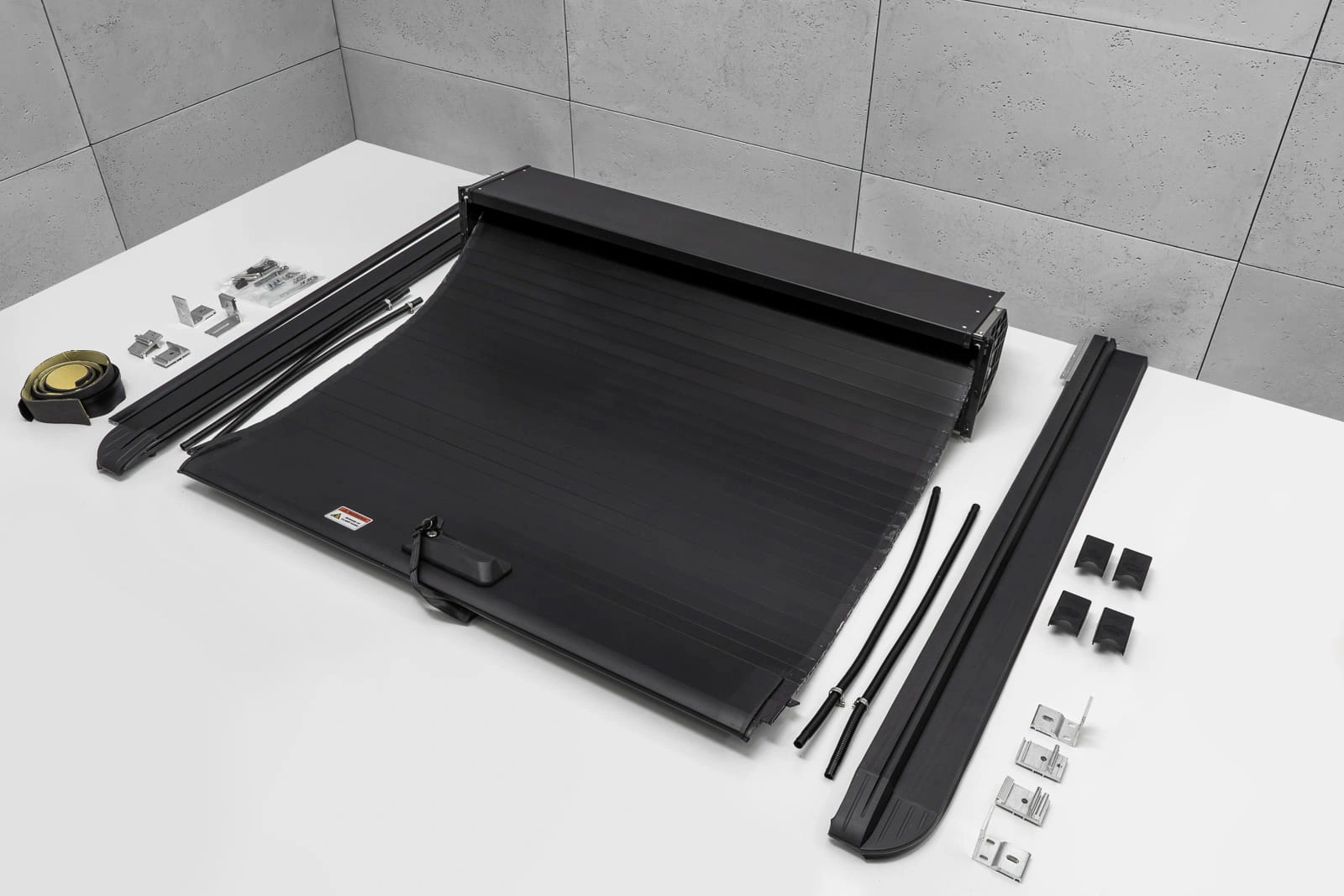 Rolltop Ford Ranger 2011 - 2022 │ Double Cab Rullegardin  for lasteplanet - Aluminium Roll Cover Black Image 3