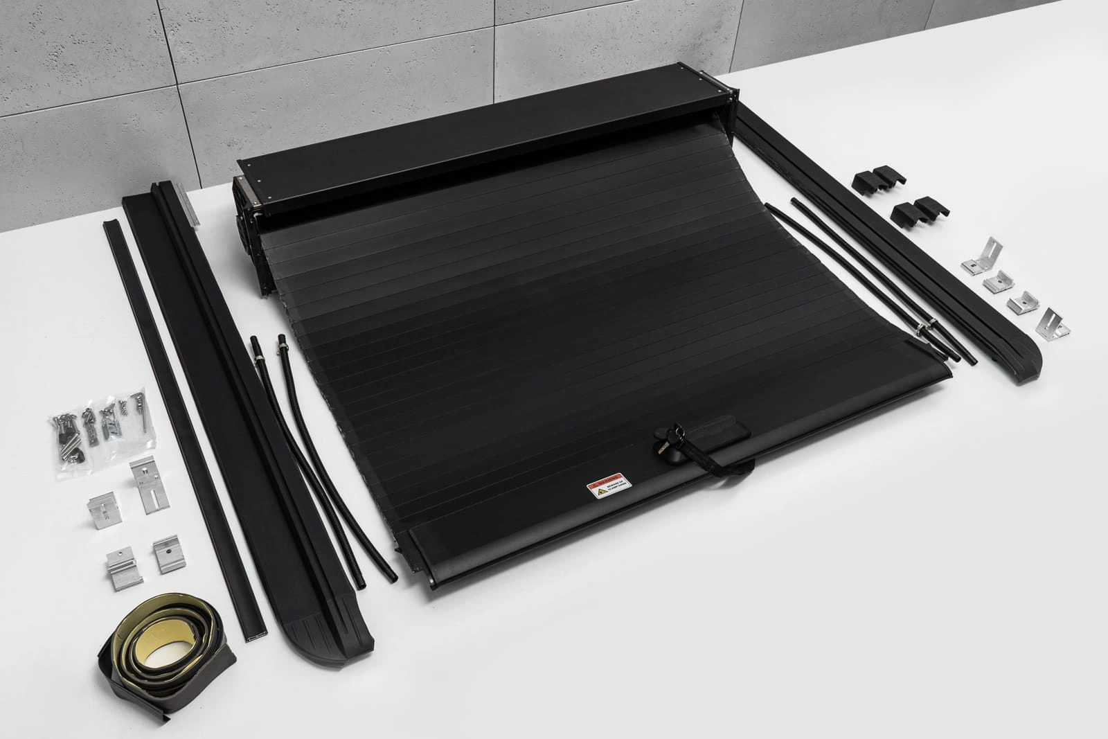 Rolltop Ford Ranger 2011 - 2022 │ Double Cab Rullegardin  for lasteplanet - Aluminium Roll Cover Black Image 4