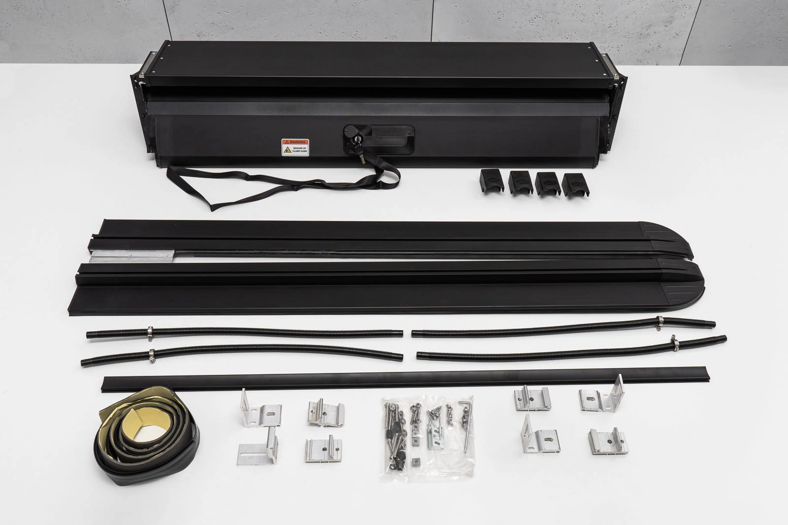 Rolltop Ford Ranger 2011 - 2022 │ Double Cab Rullegardin  for lasteplanet - Aluminium Roll Cover Black Image 5