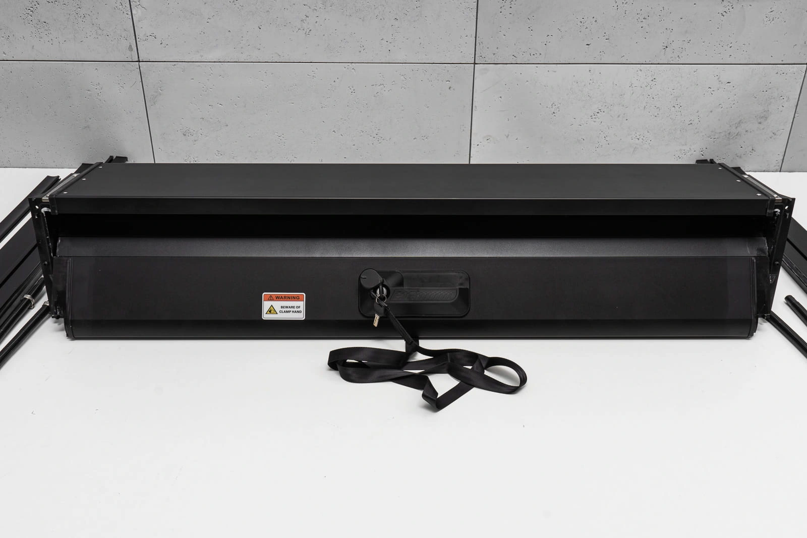 Rolltop Ford Ranger 2011 - 2022 │ Double Cab Rullegardin  for lasteplanet - Aluminium Roll Cover Black Image 8