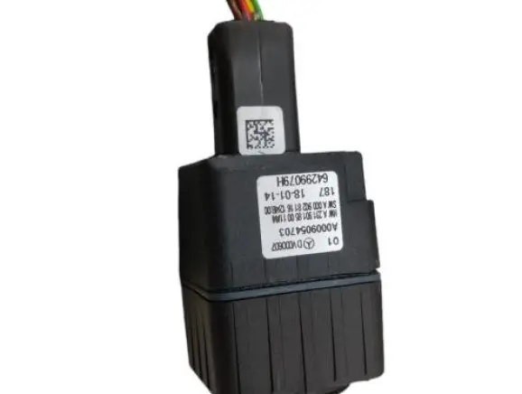 Ryggekamera Mercedes-Benz │ Genuine®  Rear Camera Image 4