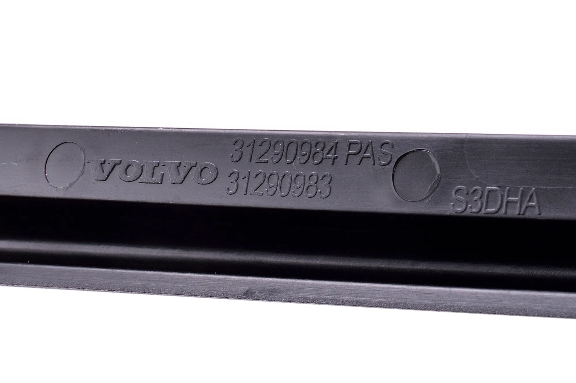 Sentergrill i støtfanger Volvo Genuine® S60 V60 R-Design 2011-2013 │ midtre, med PDC – bilde 2