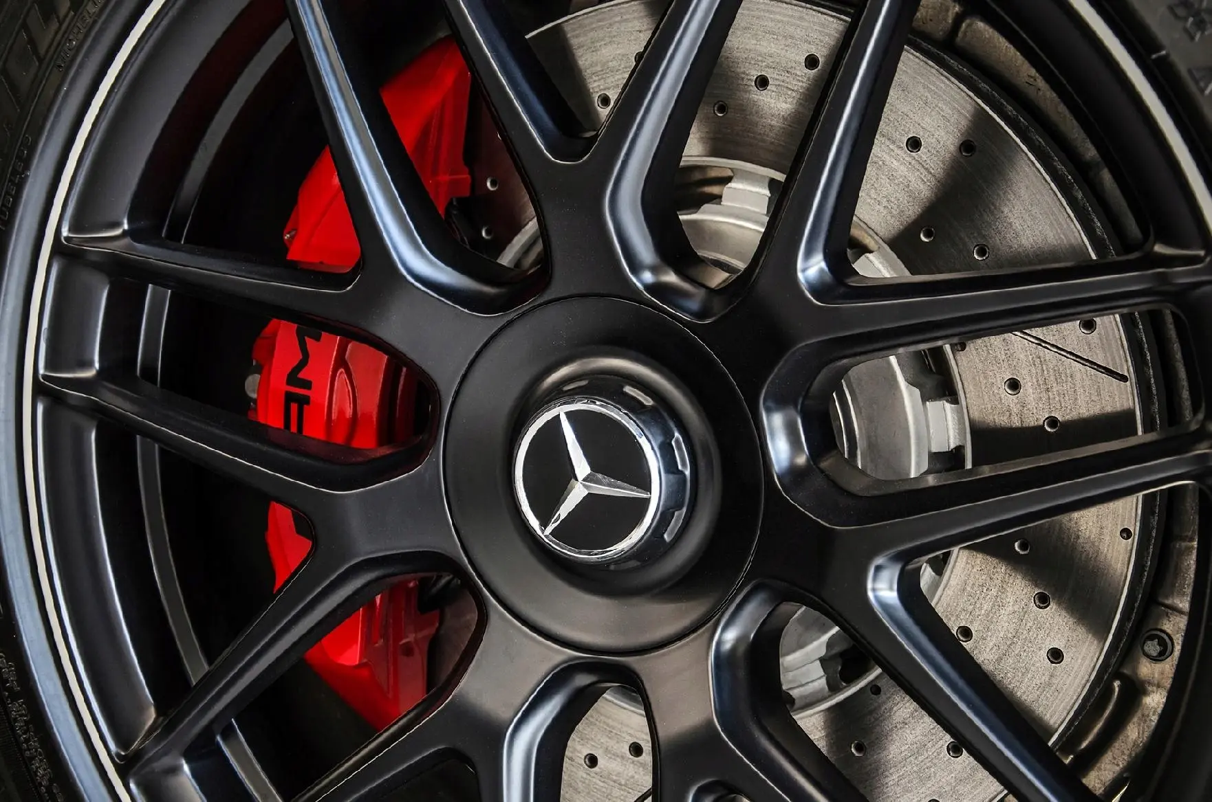 Senterkopp Mercedes-Benz Lock Design Black Edition - 1 stk.