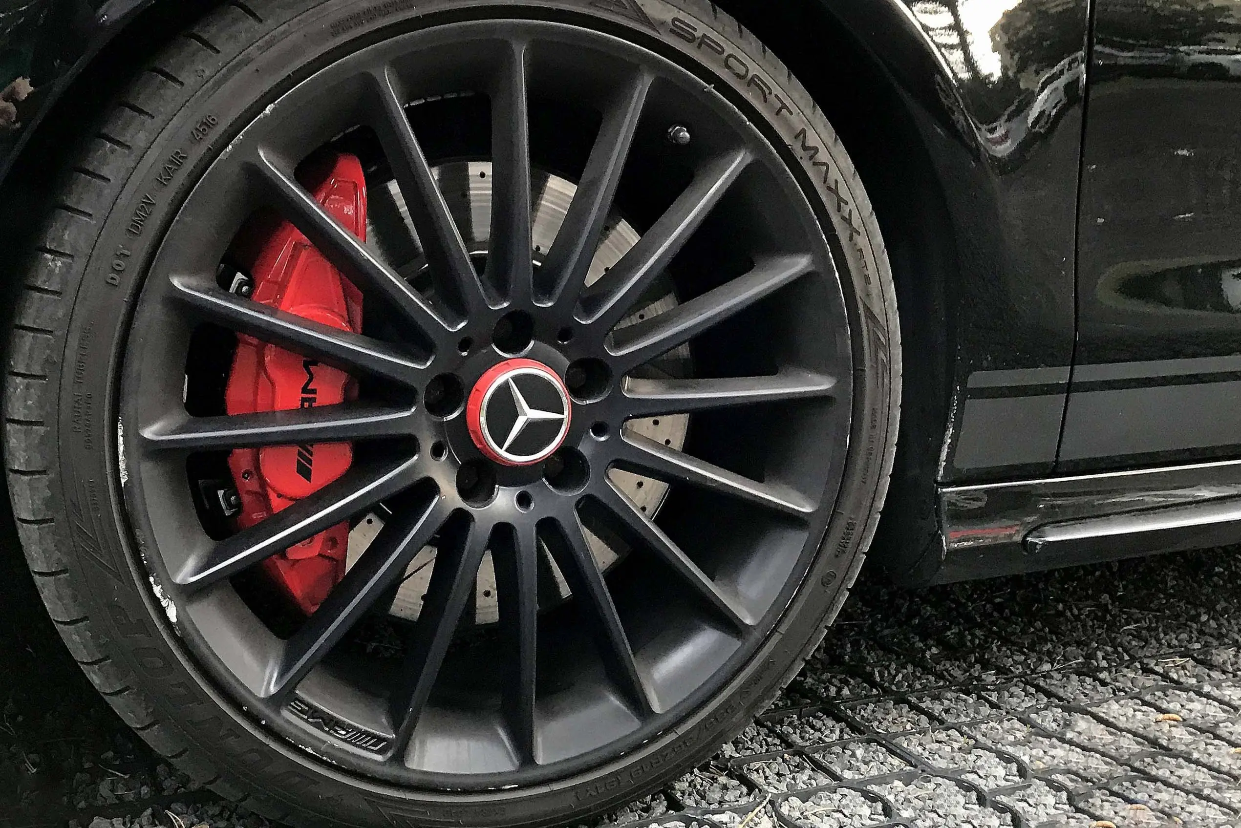 Senterkopp Mercedes-Benz Lock Design RED Edition - 1 stk. – bilde 4