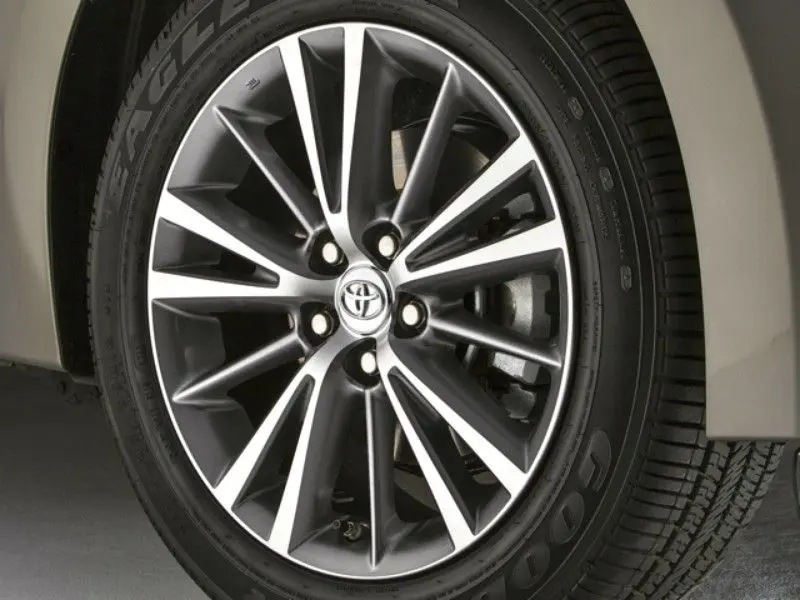 Senterkopp Toyota Silver - 1stk. Image 7