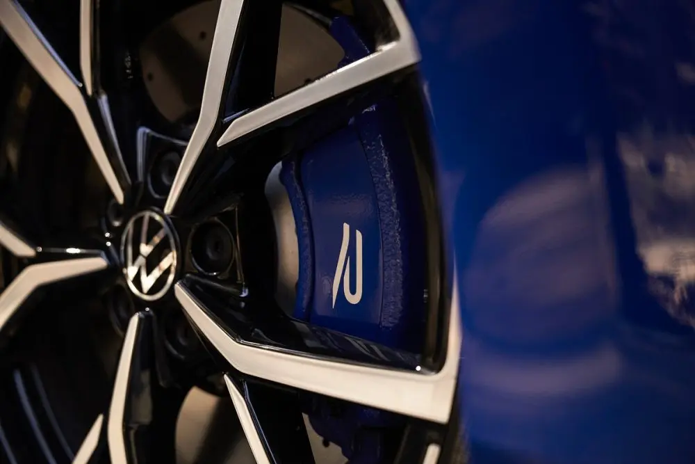 Senterkopp VW 56-55mm Satin Black High Chrome │ Genuine® Centre Cap - 1 stk. Image 12