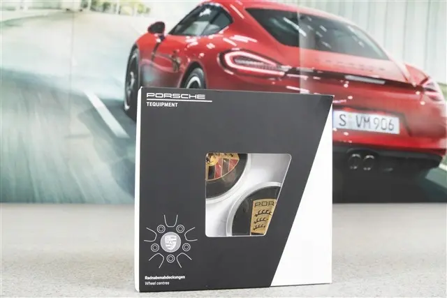 Senterkopper Porsche Taycan / Porsche Panamera (971) │ Genuine® Center Wheel Caps - sett 4 stk. Image 4