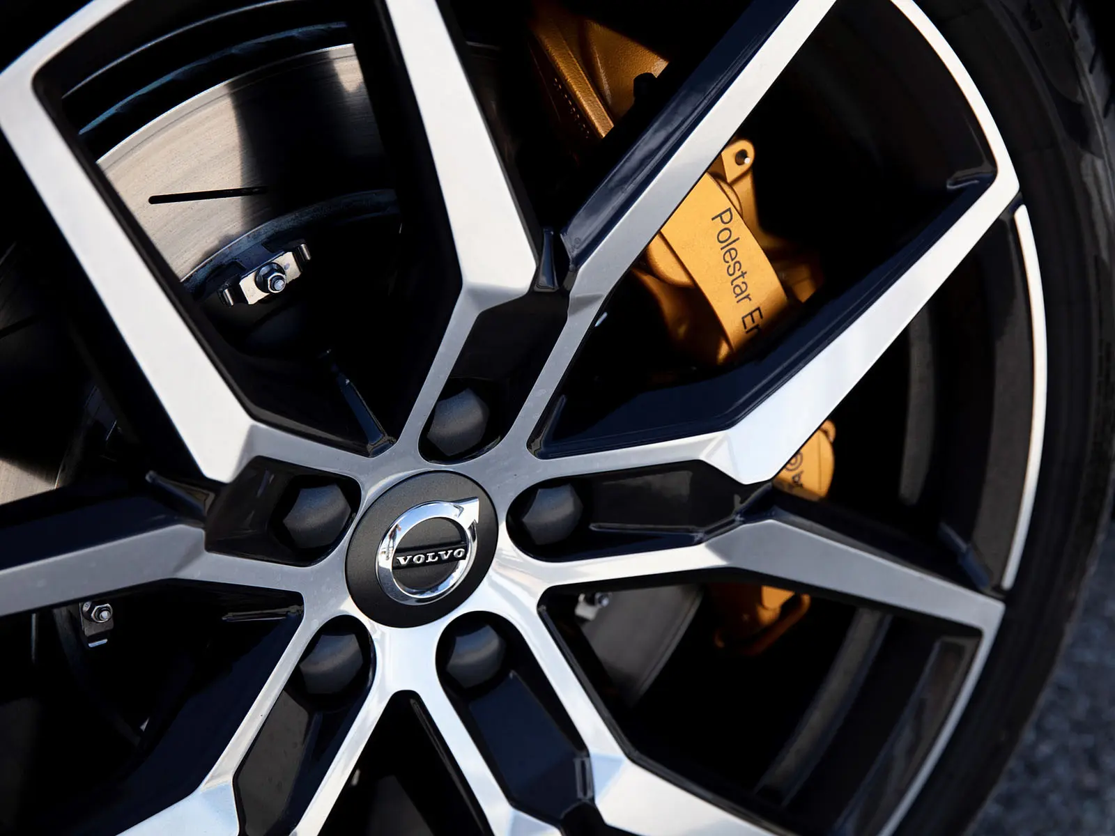 Senterkopper Volvo Dark Grey │ Genuine® Centre Cap - sett 4 stk. Image 11