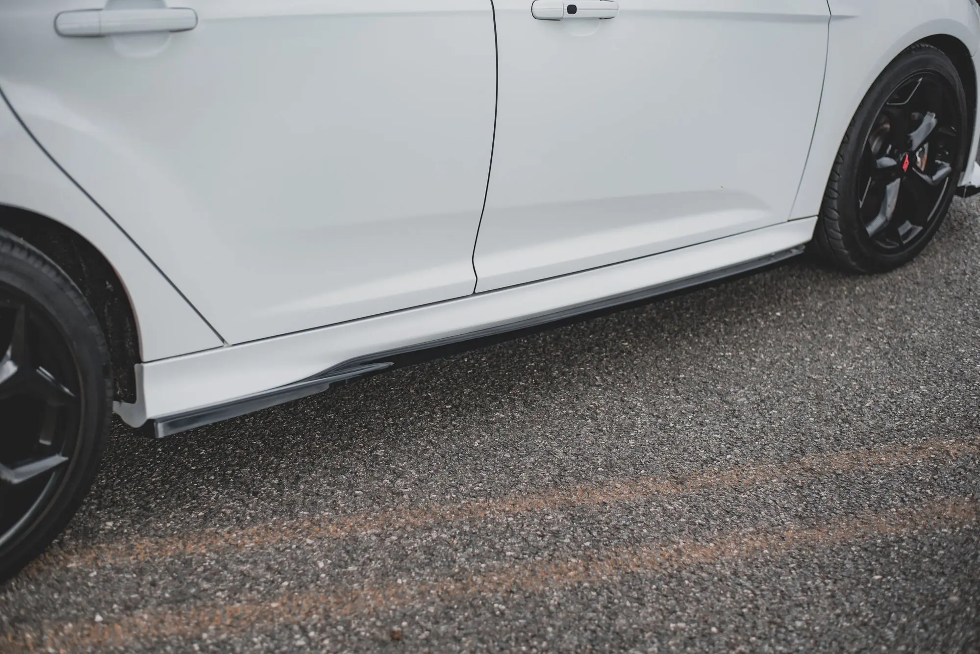 Sidedeskjørt V.2 Ford Focus ST III 2012 - 2018
