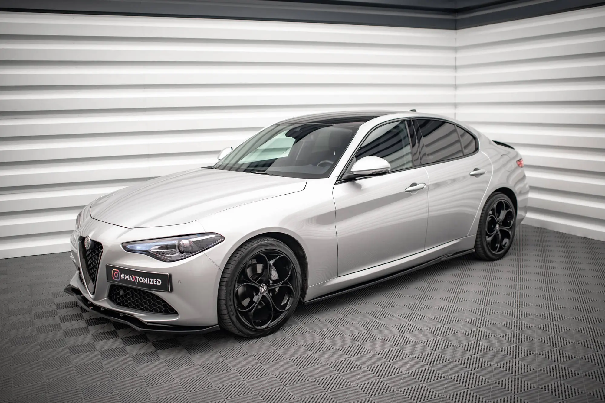 Sideskjørt ALFA ROMEO GIULIA Sport 2016 -> – bilde 3