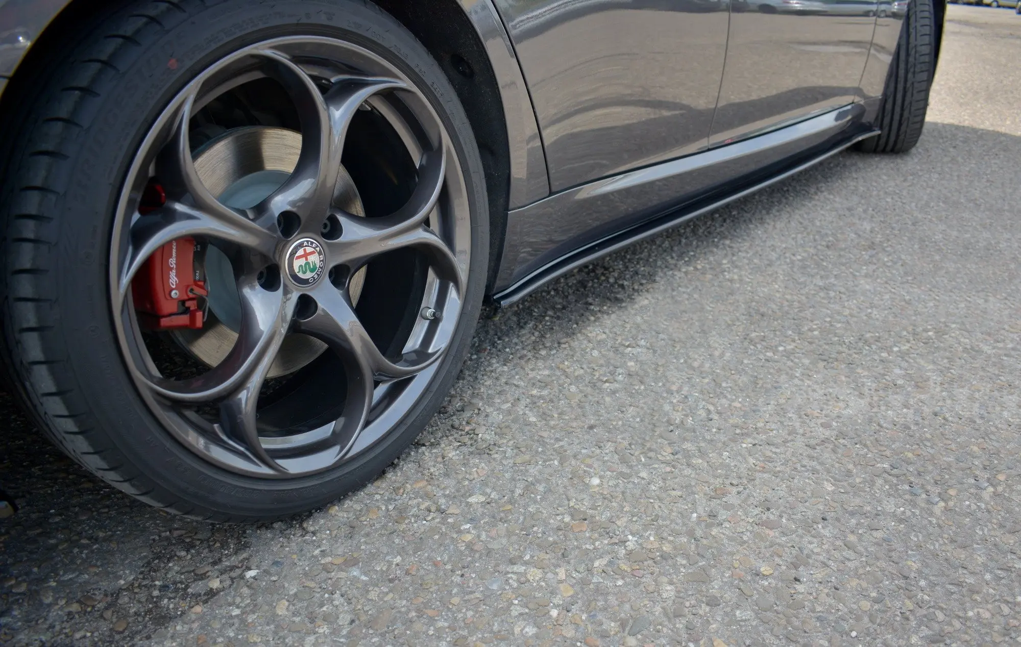 SIDESKJØRT ALFA ROMEO GIULIA VELOCE 2015 -> – bilde 2