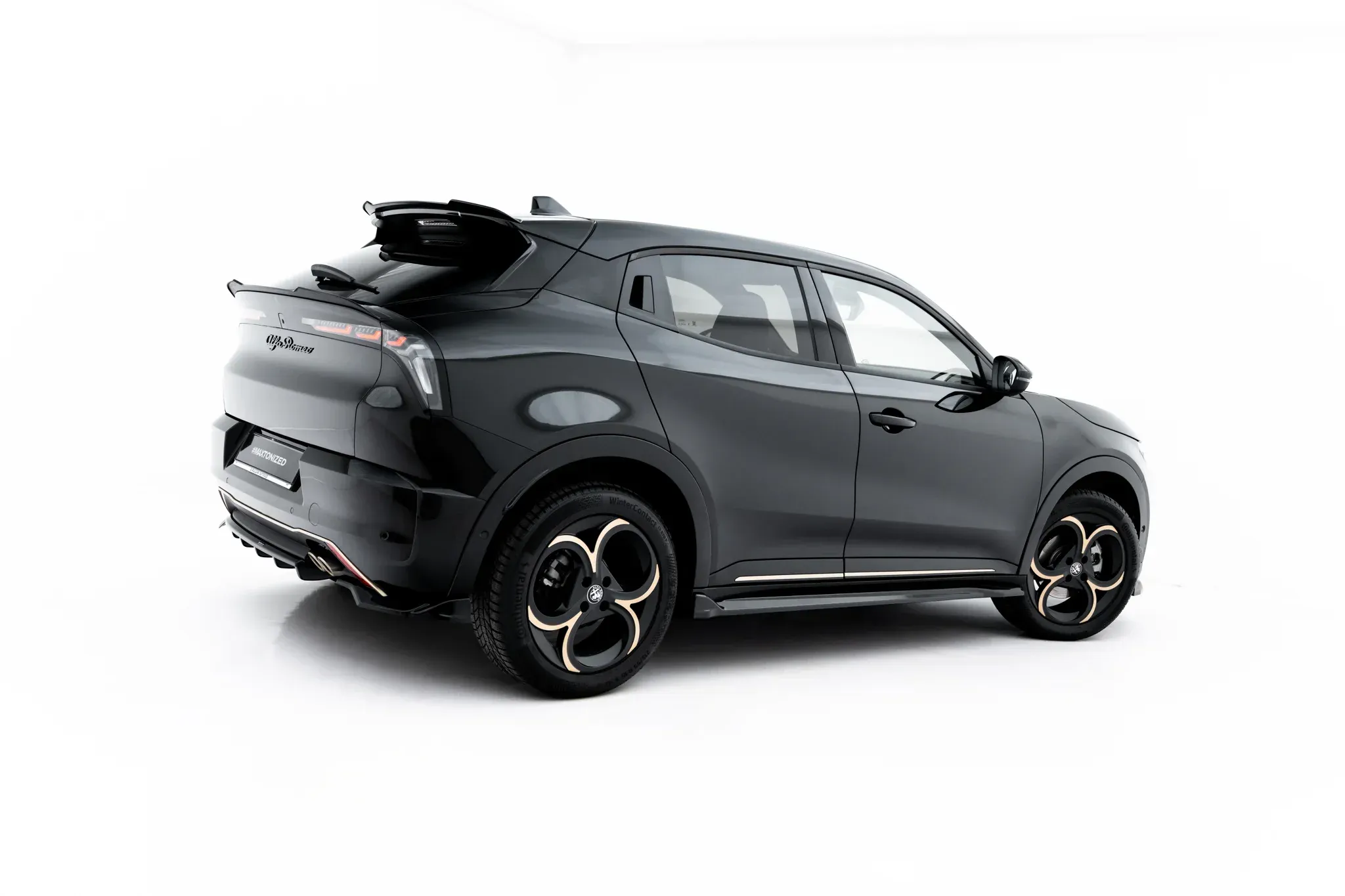 Sideskjørt Alfa Romeo Junior I 2024 -> | Glossy Black Edition – bilde 2