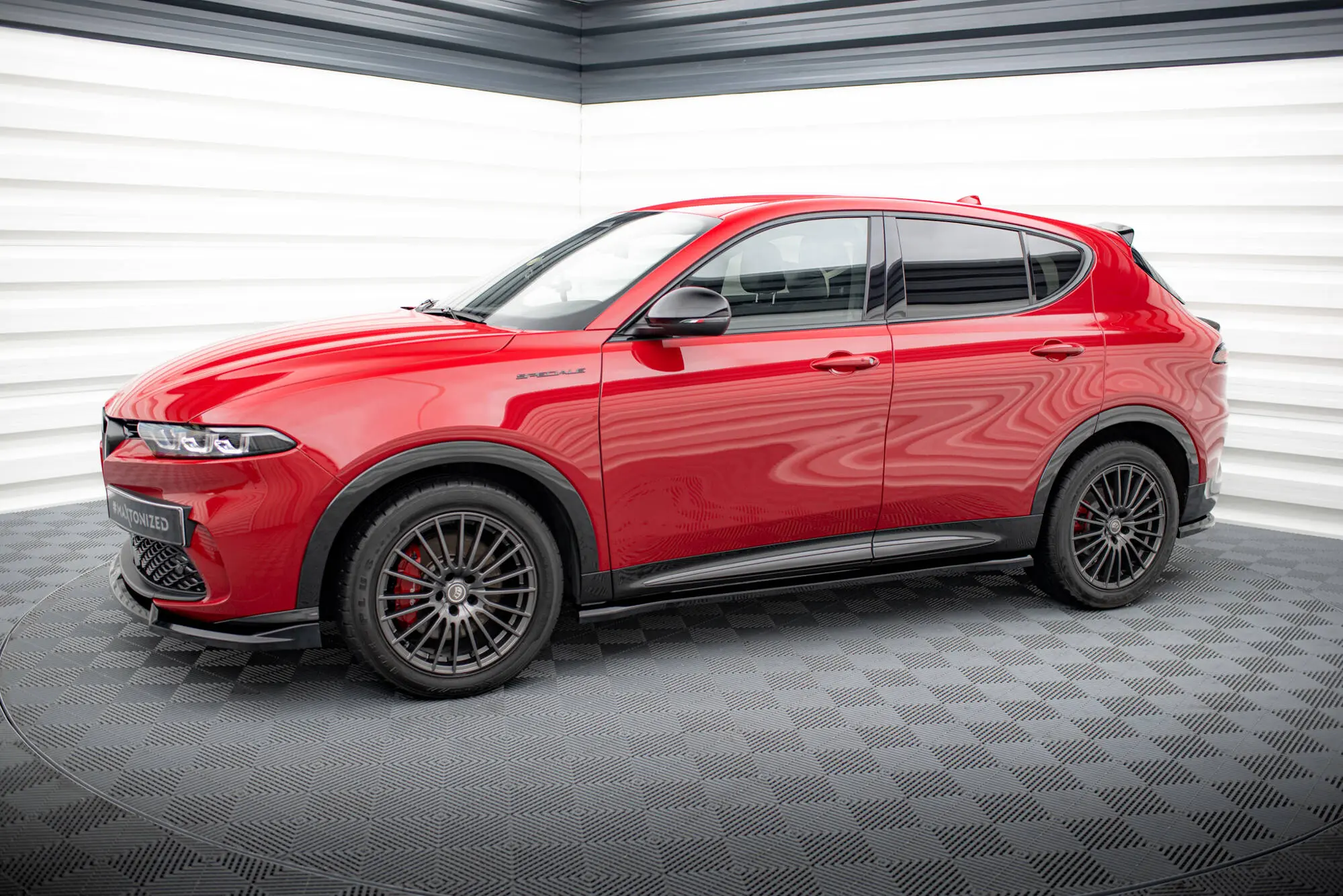 Sideskjørt Alfa Romeo Tonale 2022 - > | Glossy Black Edition – bilde 4