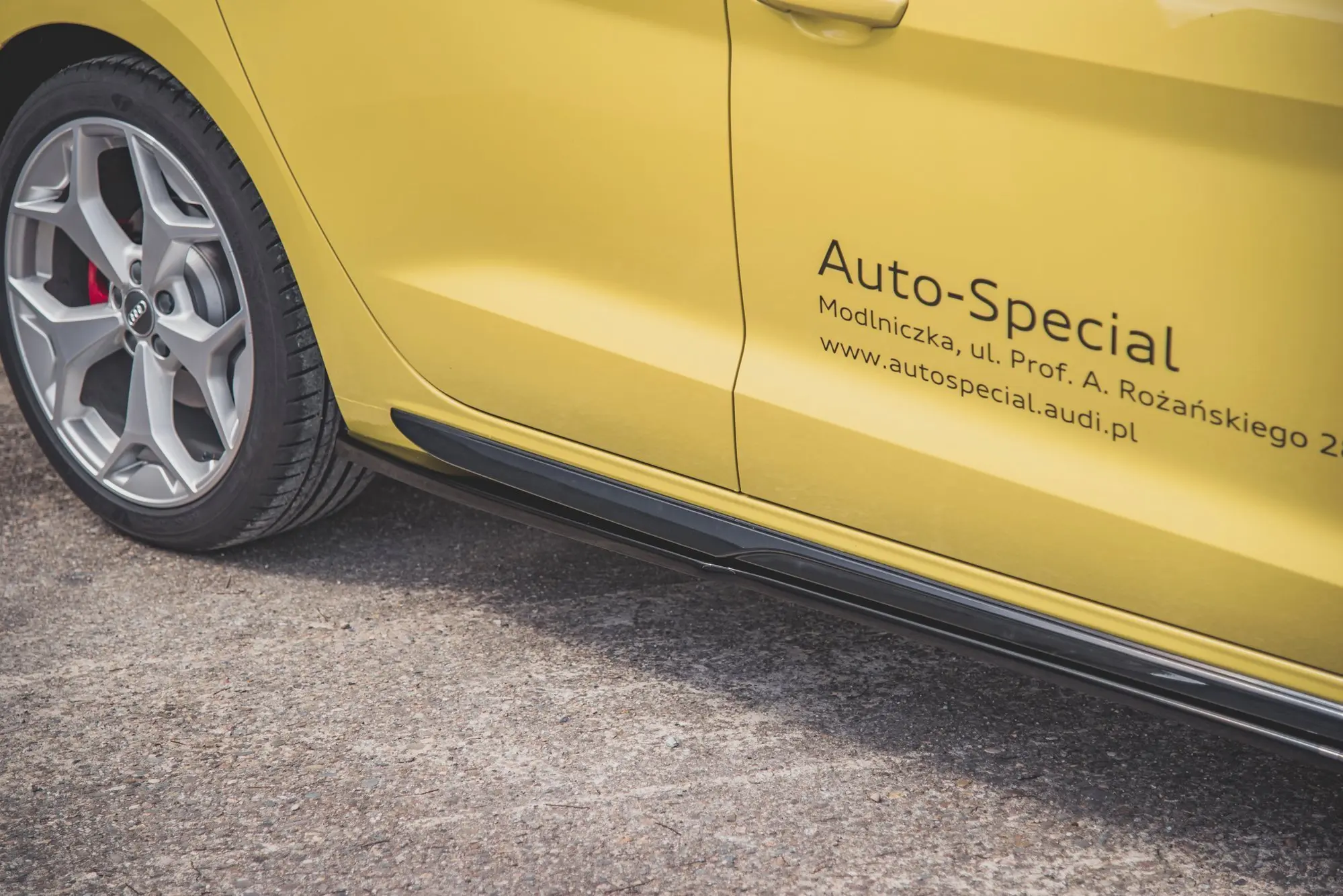 SIDESKJØRT AUDI A1 S-LINE GB 2018-> – bilde 2