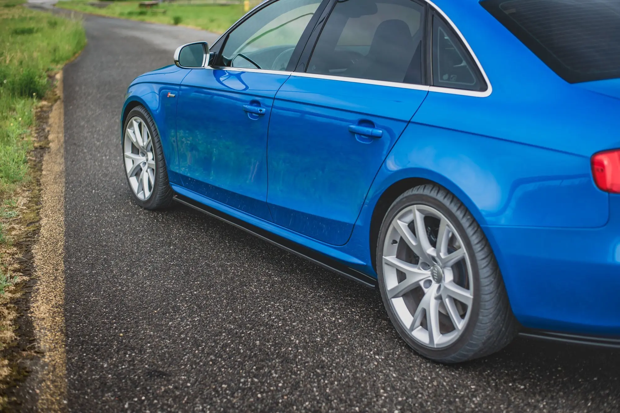 SIDESKJØRT Audi A4 B8 2007 - 2015 / Audi S4 B8 2009 - 2015 – bilde 4