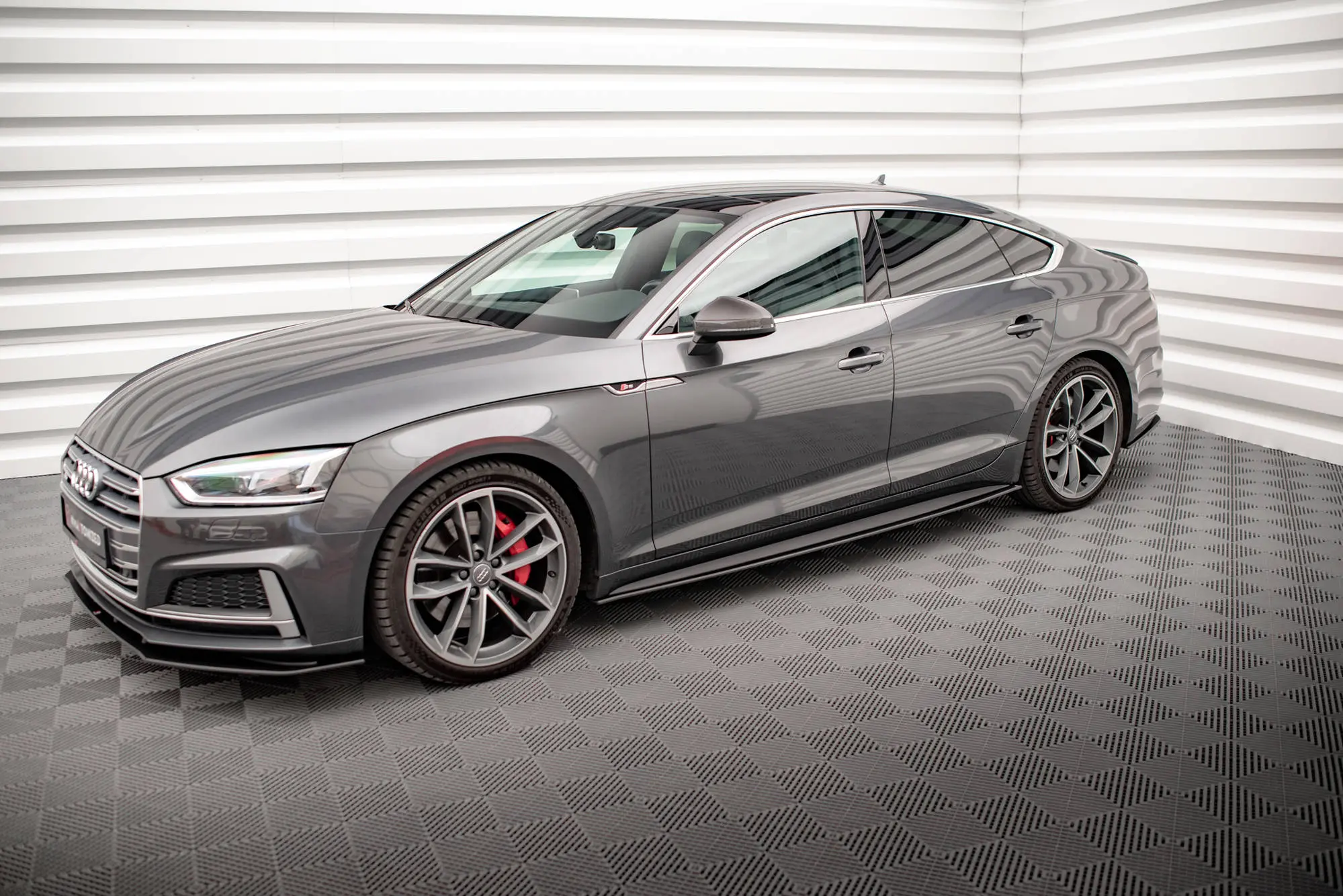 Sideskjørt  Audi A5/S5 F5 S-Line 2016 - 2019 │ STREET PRO Edition – bilde 3