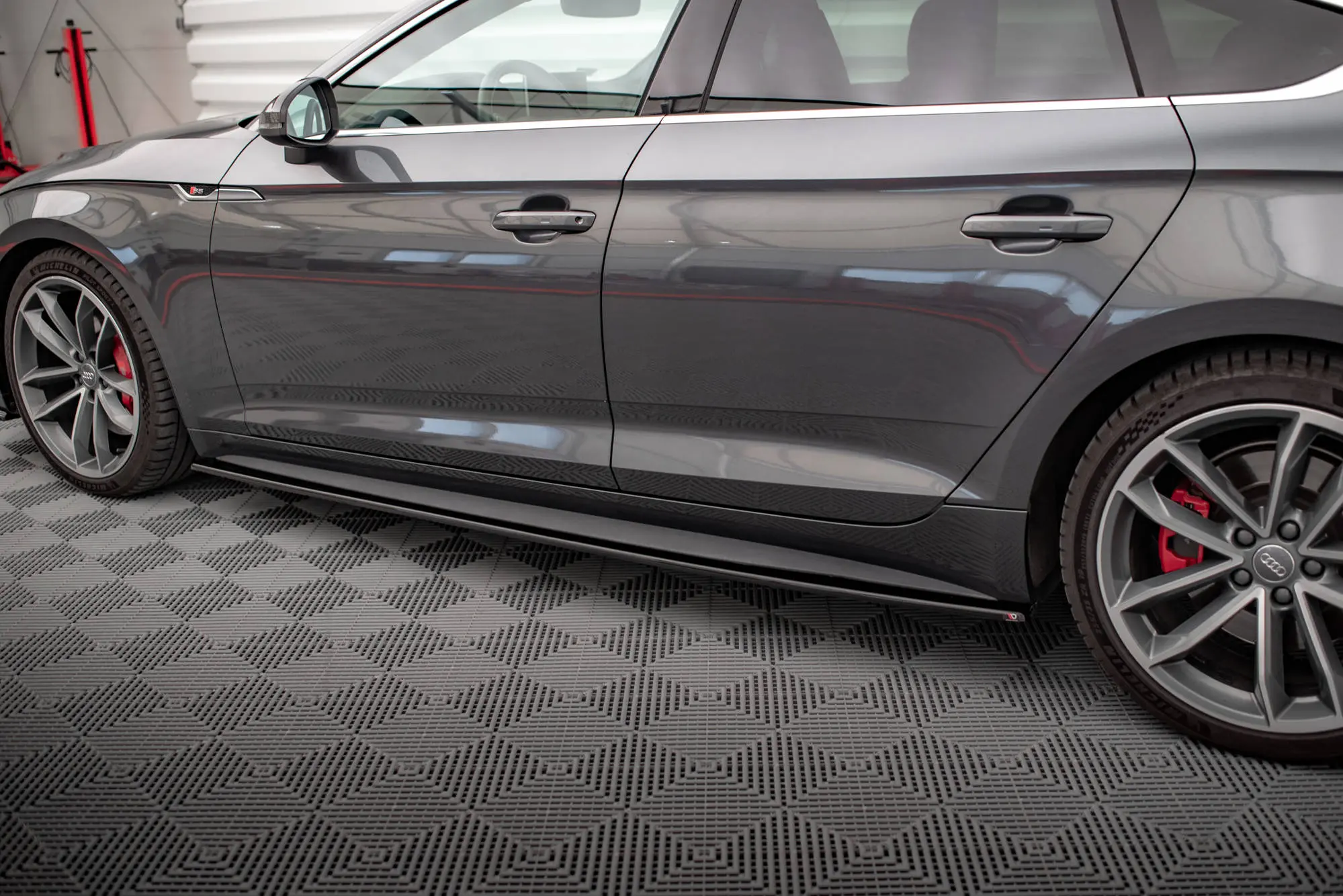 Sideskjørt Audi A5/S5 F5 S-Line Sportback 2016 - 2024 – bilde 2