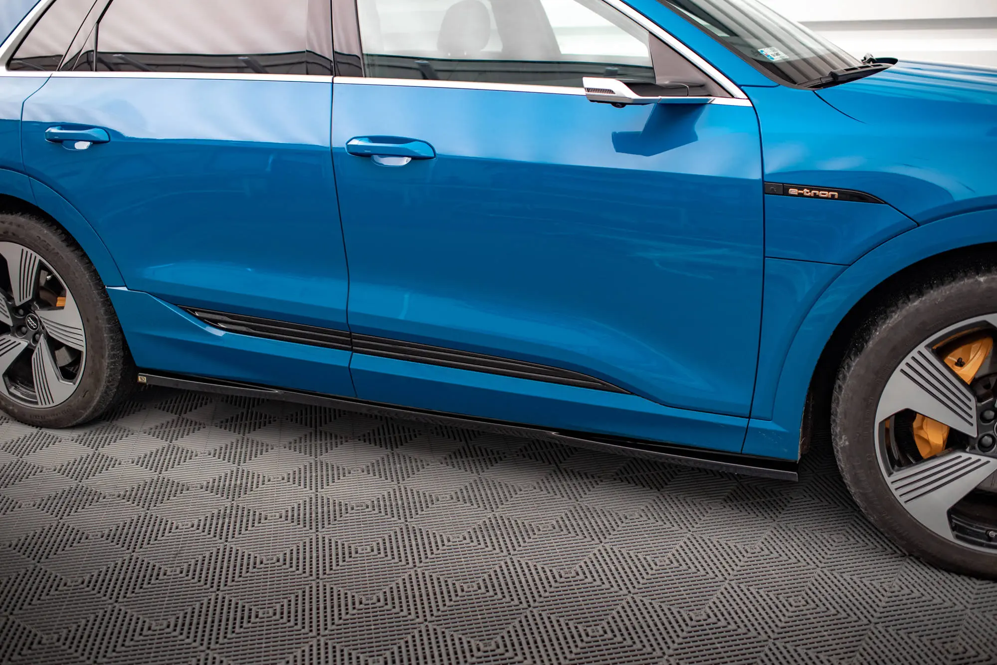 Sideskjørt Audi e-tron 2018 - 2023 – bilde 2