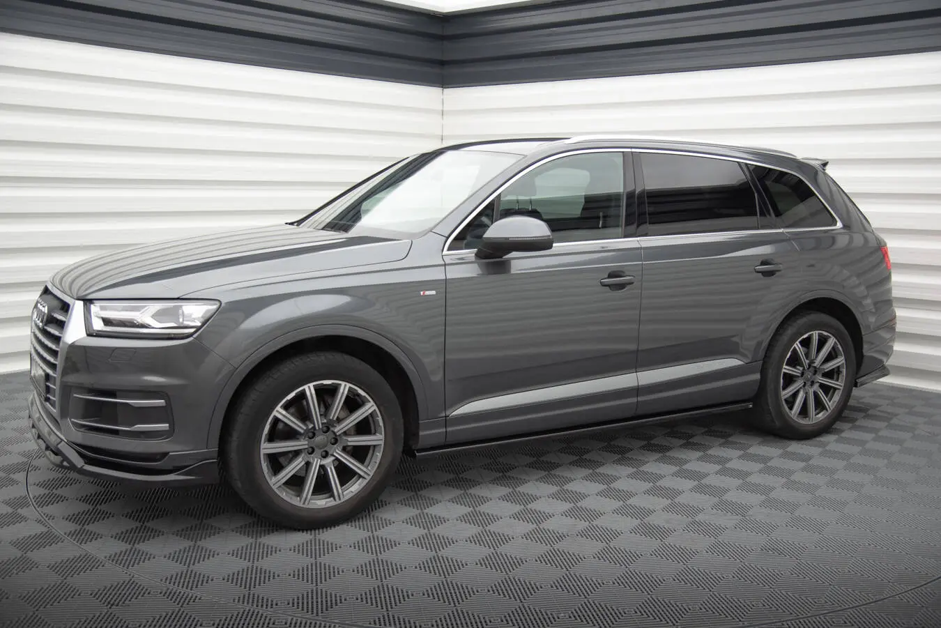 Sideskjørt Audi Q7 4M 2015 - 2019 | Glossy Black Edition – bilde 4