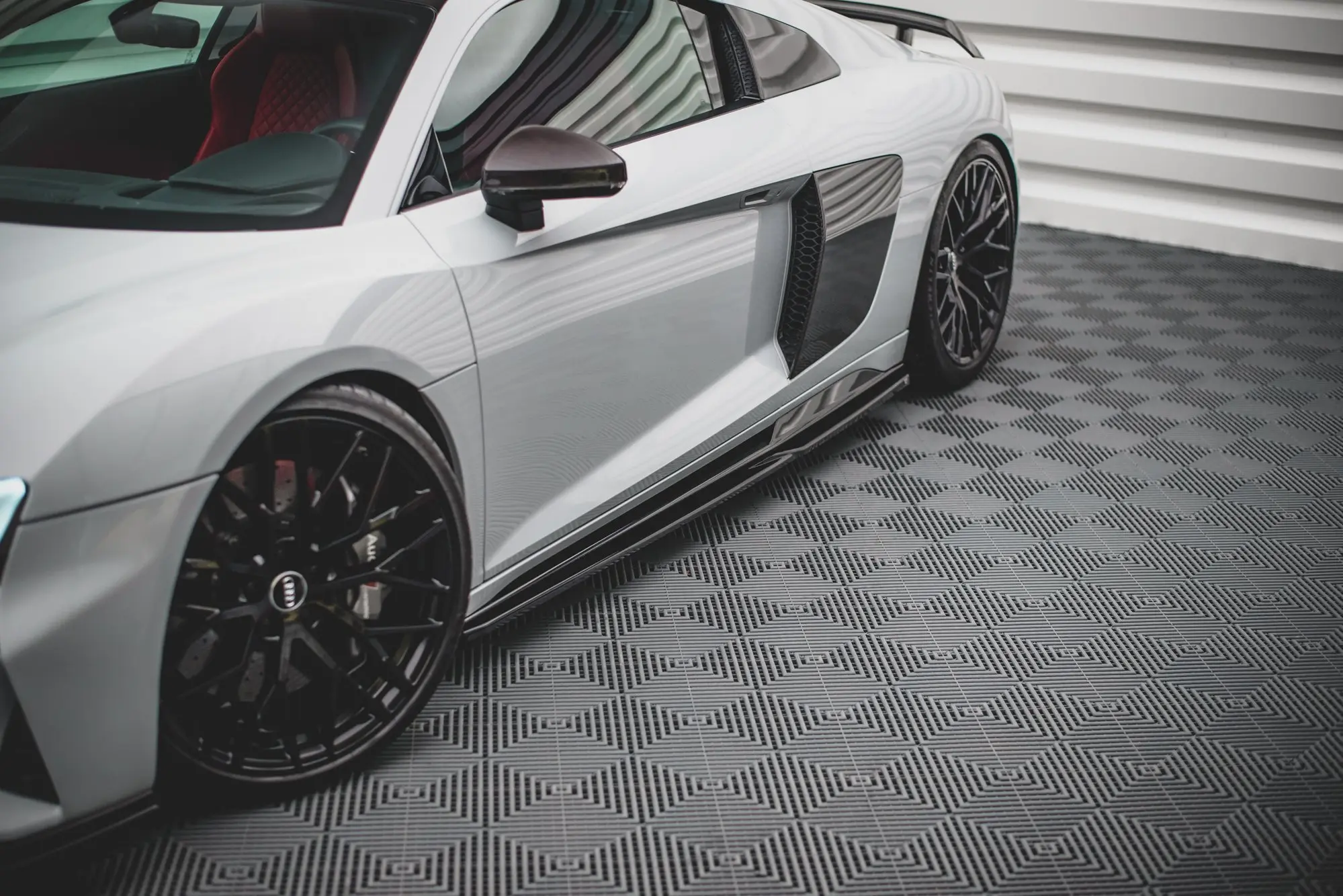 SIDESKJØRT Audi R8 MK2 2018-> – bilde 3
