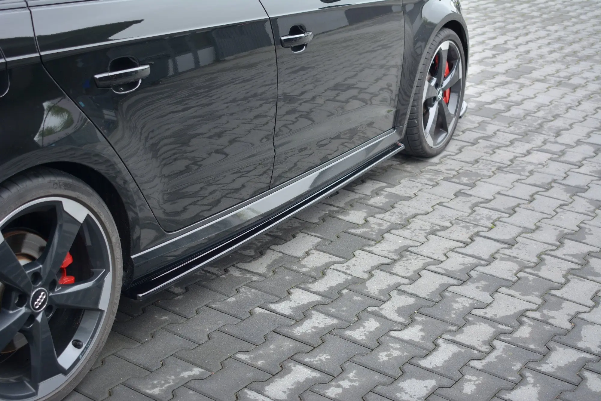 SIDESKJØRT AUDI RS3 8V Sportback 2017-2020