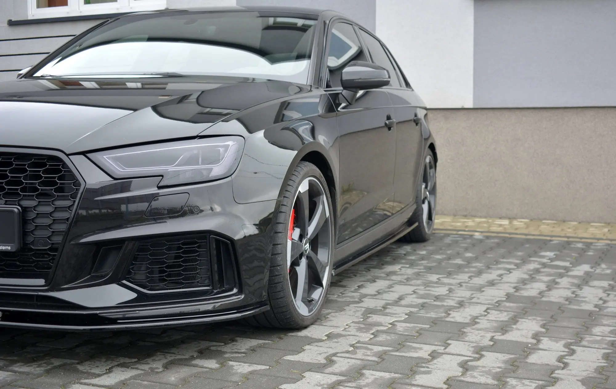 SIDESKJØRT AUDI RS3 8V Sportback 2017-2020 – bilde 4