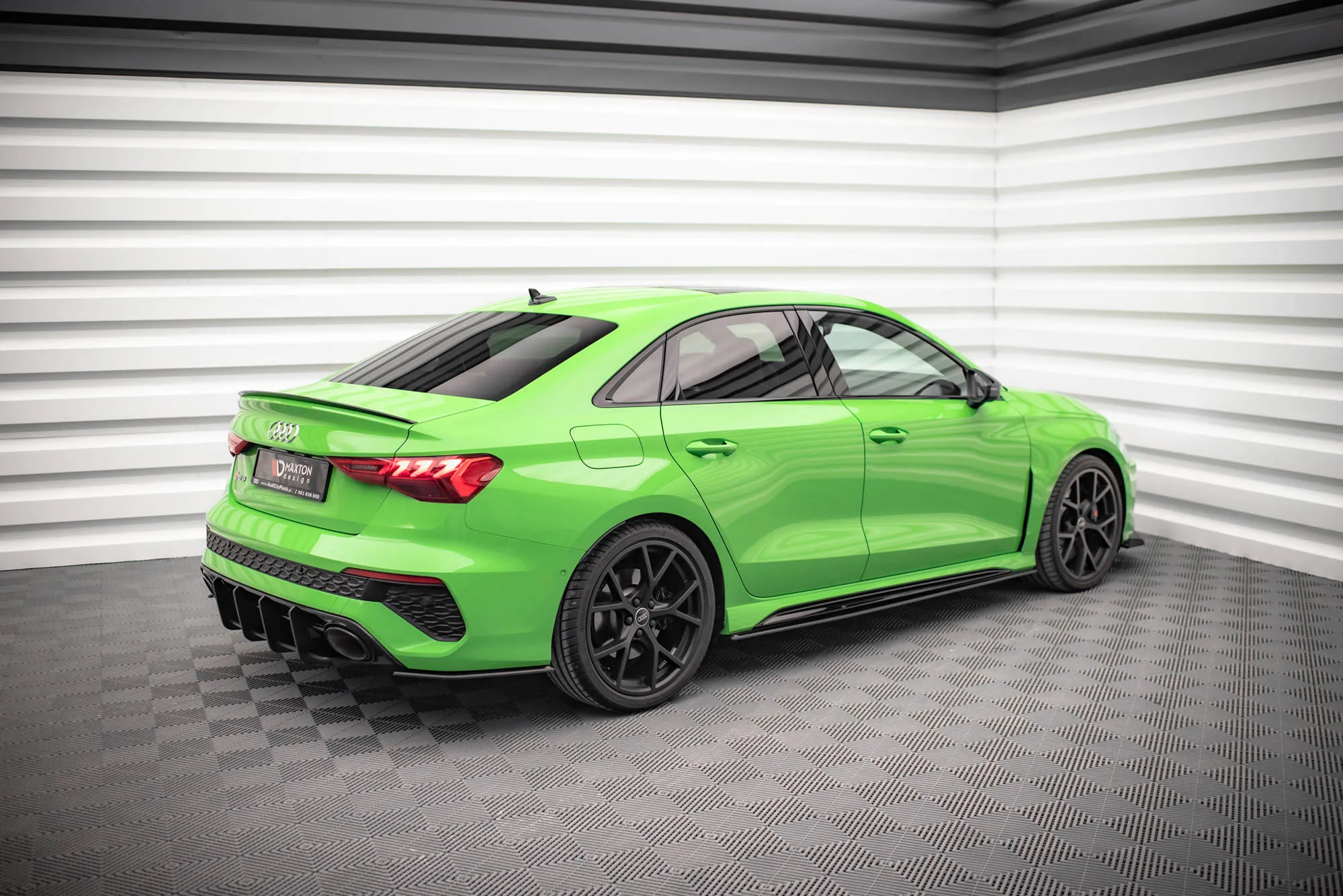 Sideskjørt Audi RS3 8Y 2020-> | Street Pro Black Edition