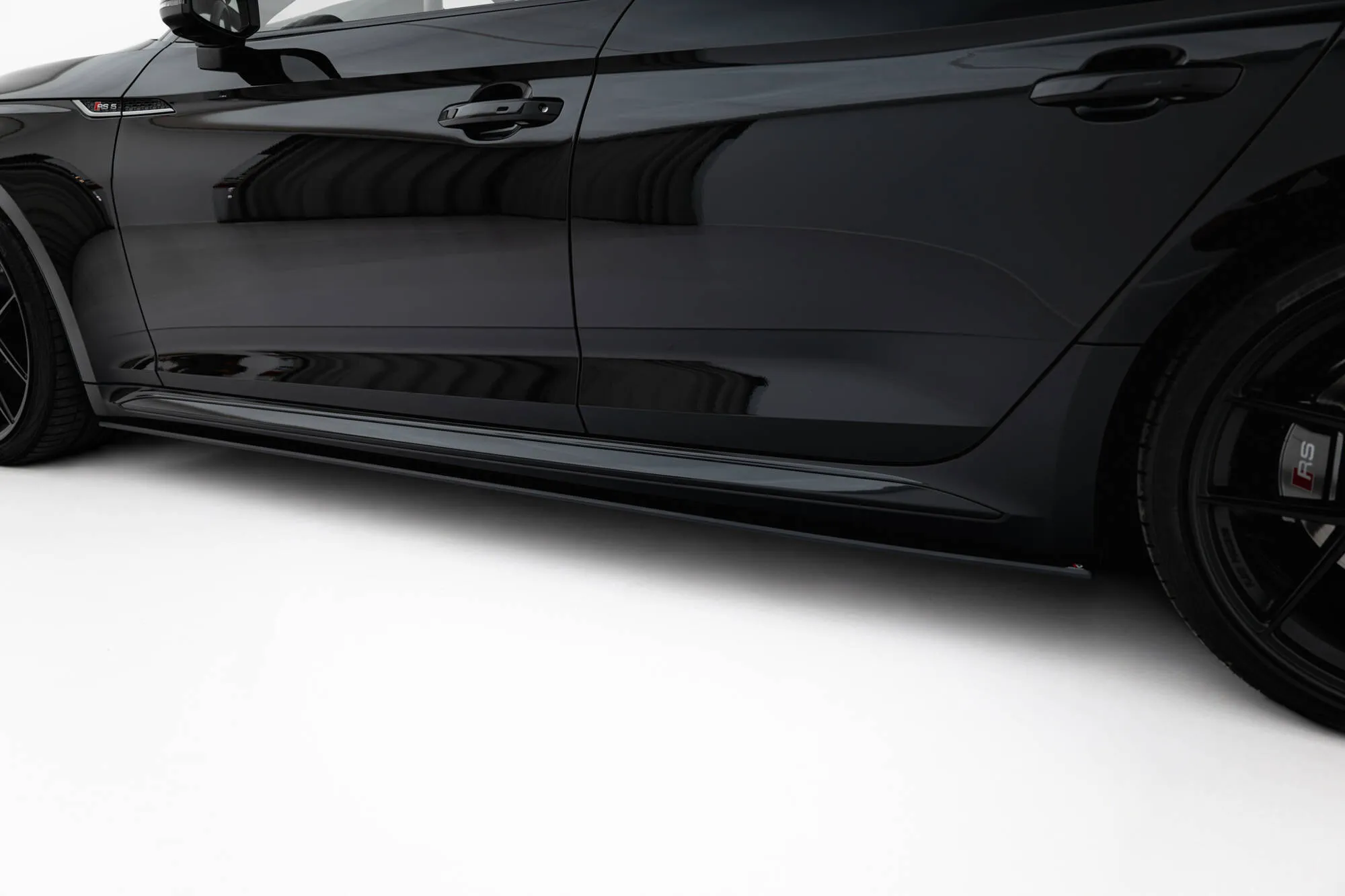 Sideskjørt Audi RS5 (F5) 2017 - 2019 | Street Pro Black Edition – bilde 3