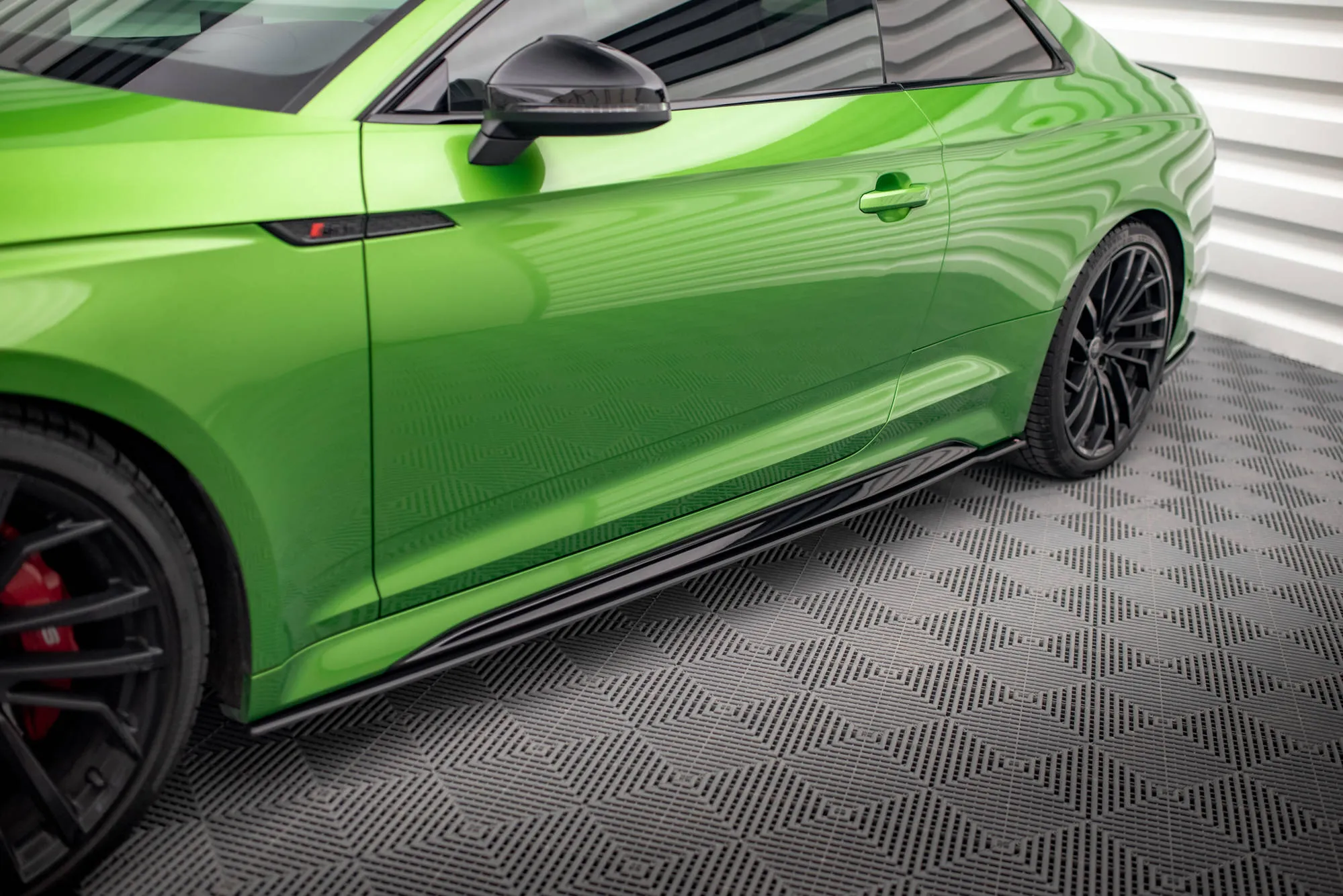 Sideskjørt Audi RS5 (F5) Coupe 2019-> | Street Pro Black Edition