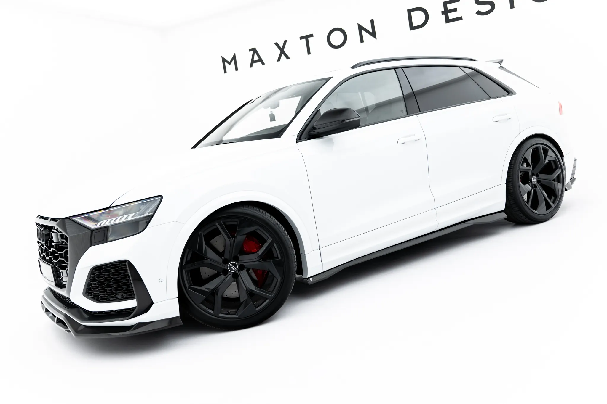 Sideskjørt Audi RSQ8 (Mk1) 2019-2026 | Carbon Fiber Edition – bilde 2