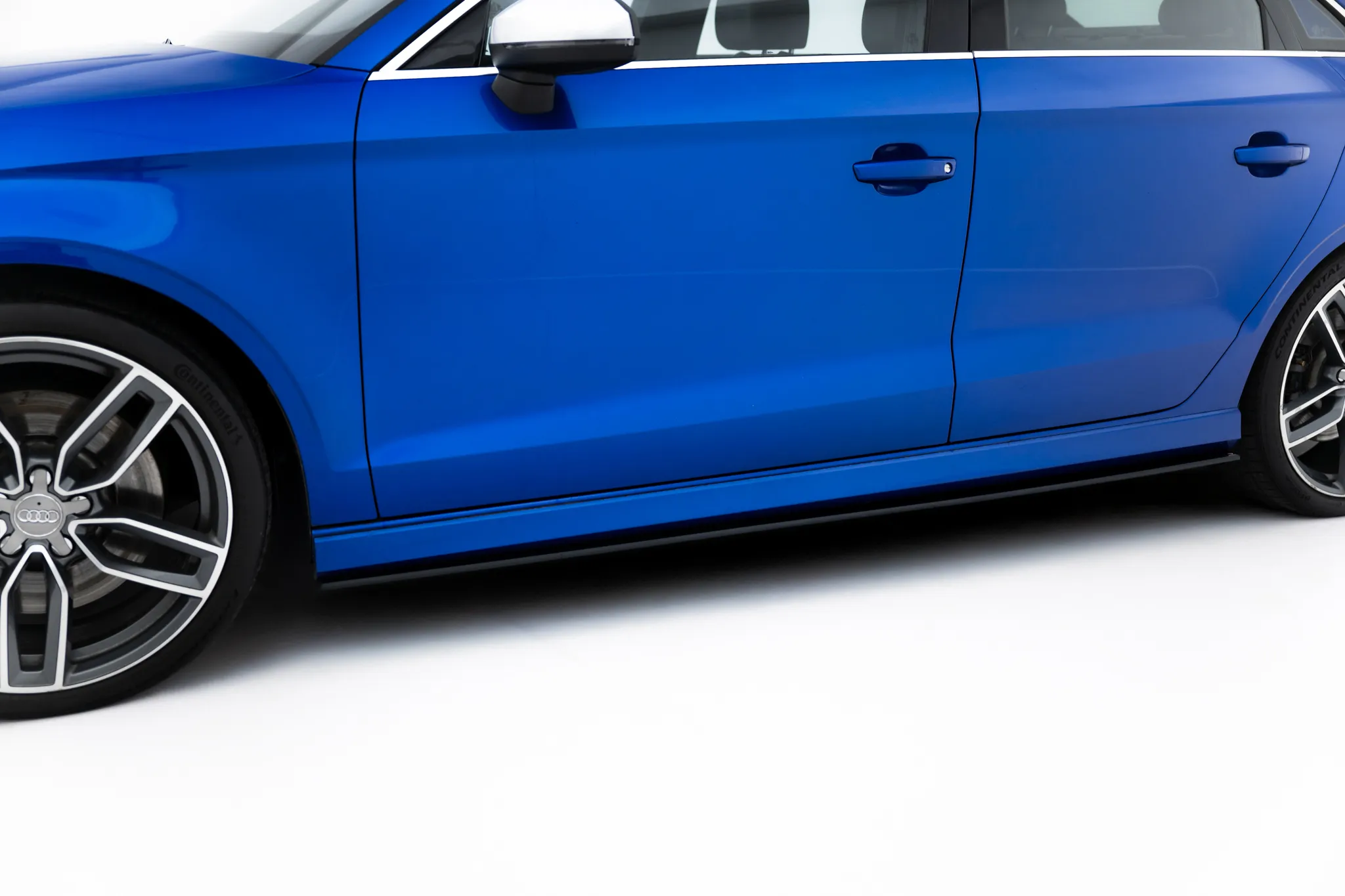Sideskjørt Audi (S3/A3 S-Line) 8V 2013 - 2016 | Street Pro Black Edition