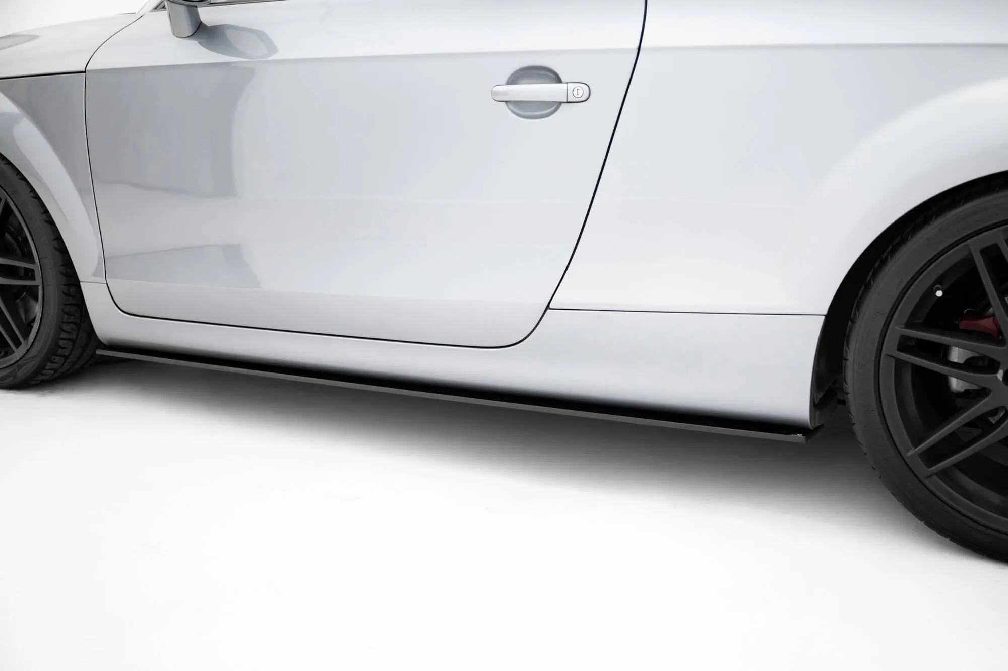 Sideskjørt Audi TT (S/S-Line) 8J 2006 - 2013 | Street Pro Black Edition – bilde 3