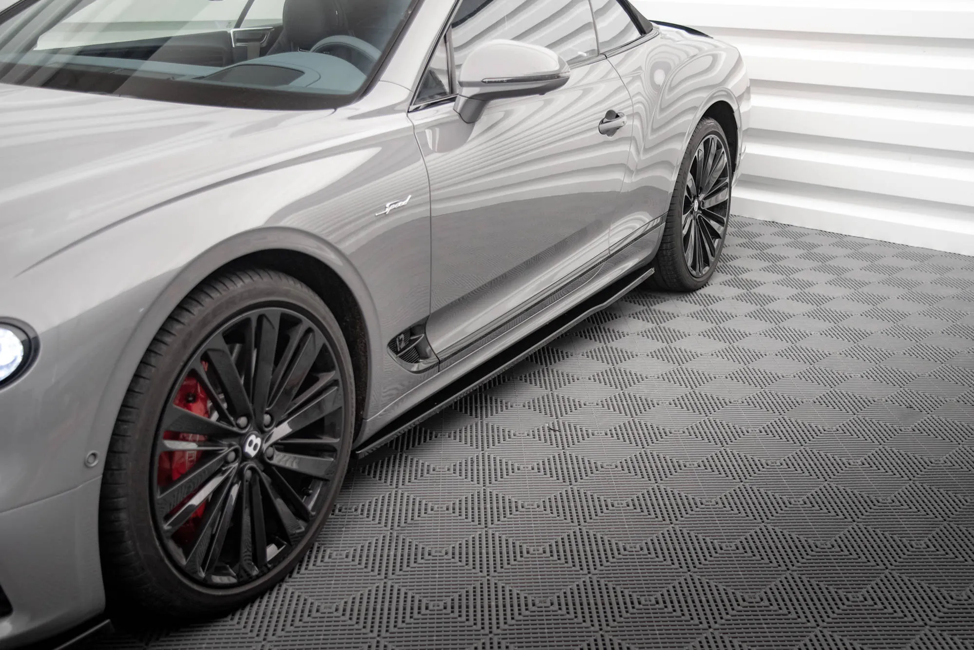 Sideskjørt Bentley Continental GT Mk3 2018 - 2024 | Glossy Black Edition