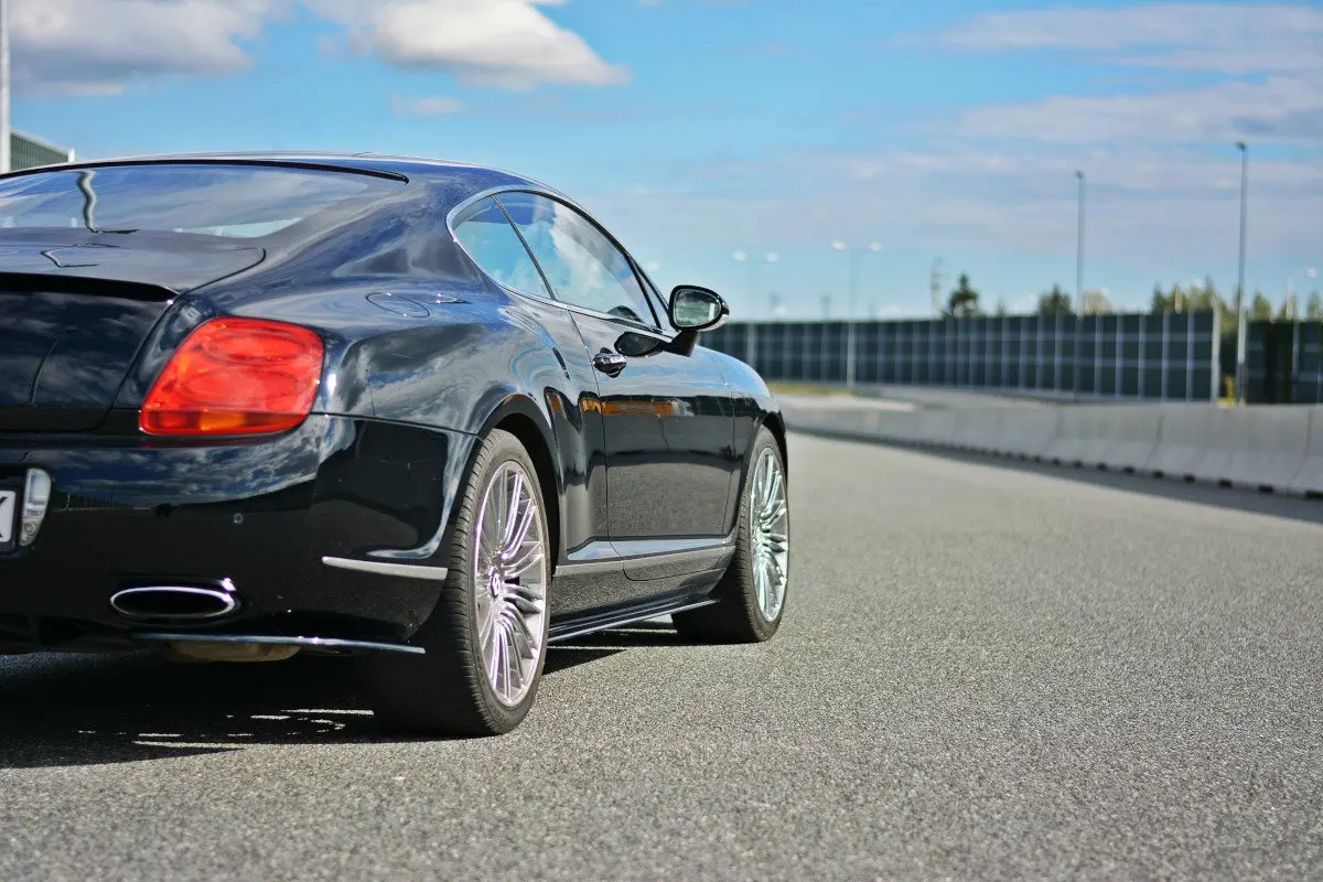 SIDESKJØRT BENTLEY CONTINENTAL II GT 2010-2013 – bilde 3
