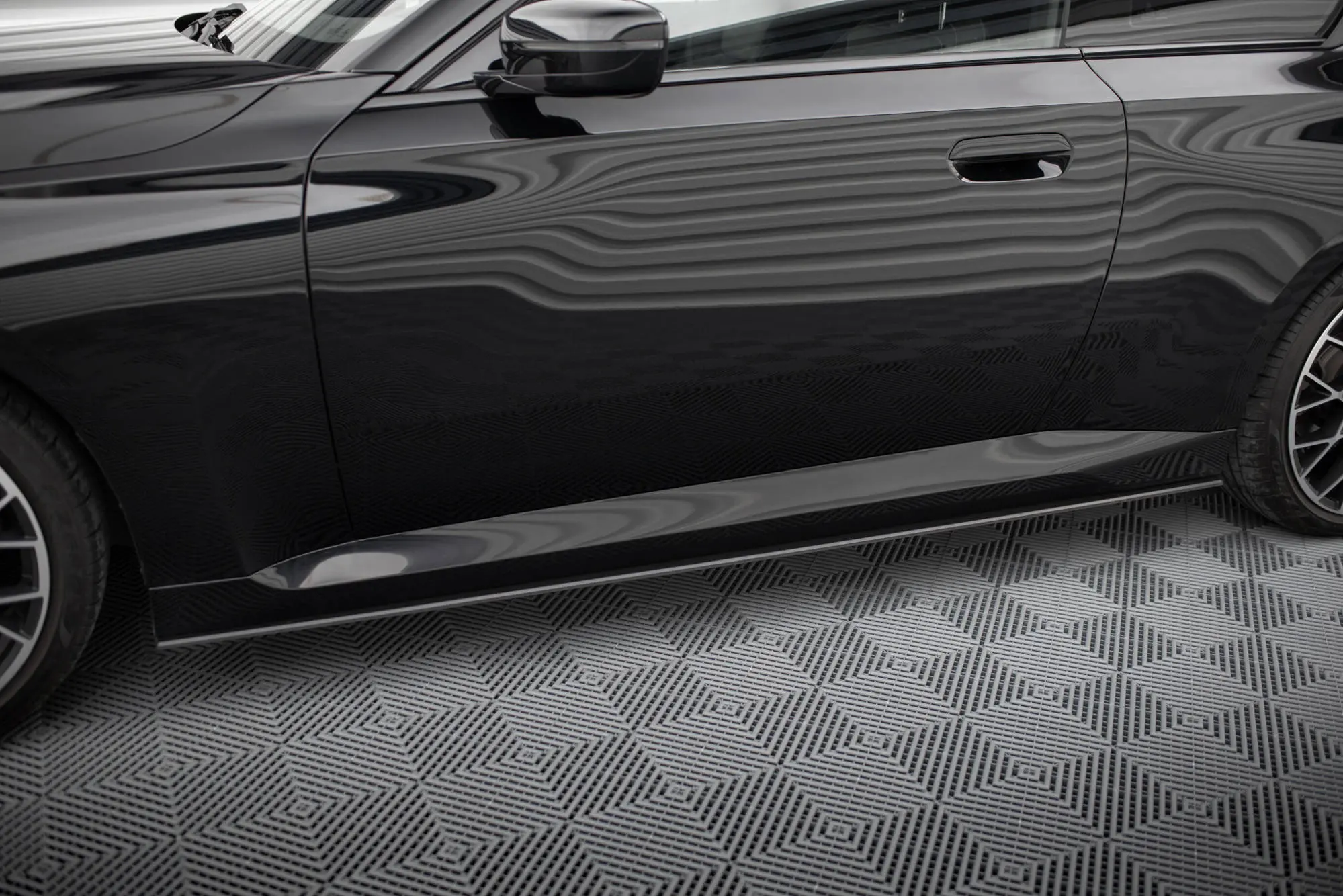 Sideskjørt BMW 2 Coupe (G42) 2021 - > | Street Pro Black Edition