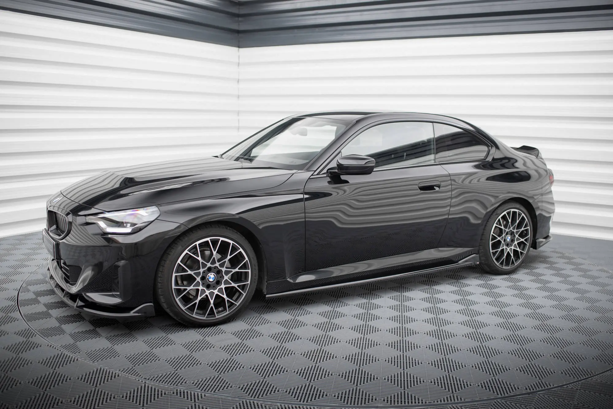 Sideskjørt BMW 2 Coupe (G42) 2021 - > | V.2 Glossy Black Edition – bilde 4