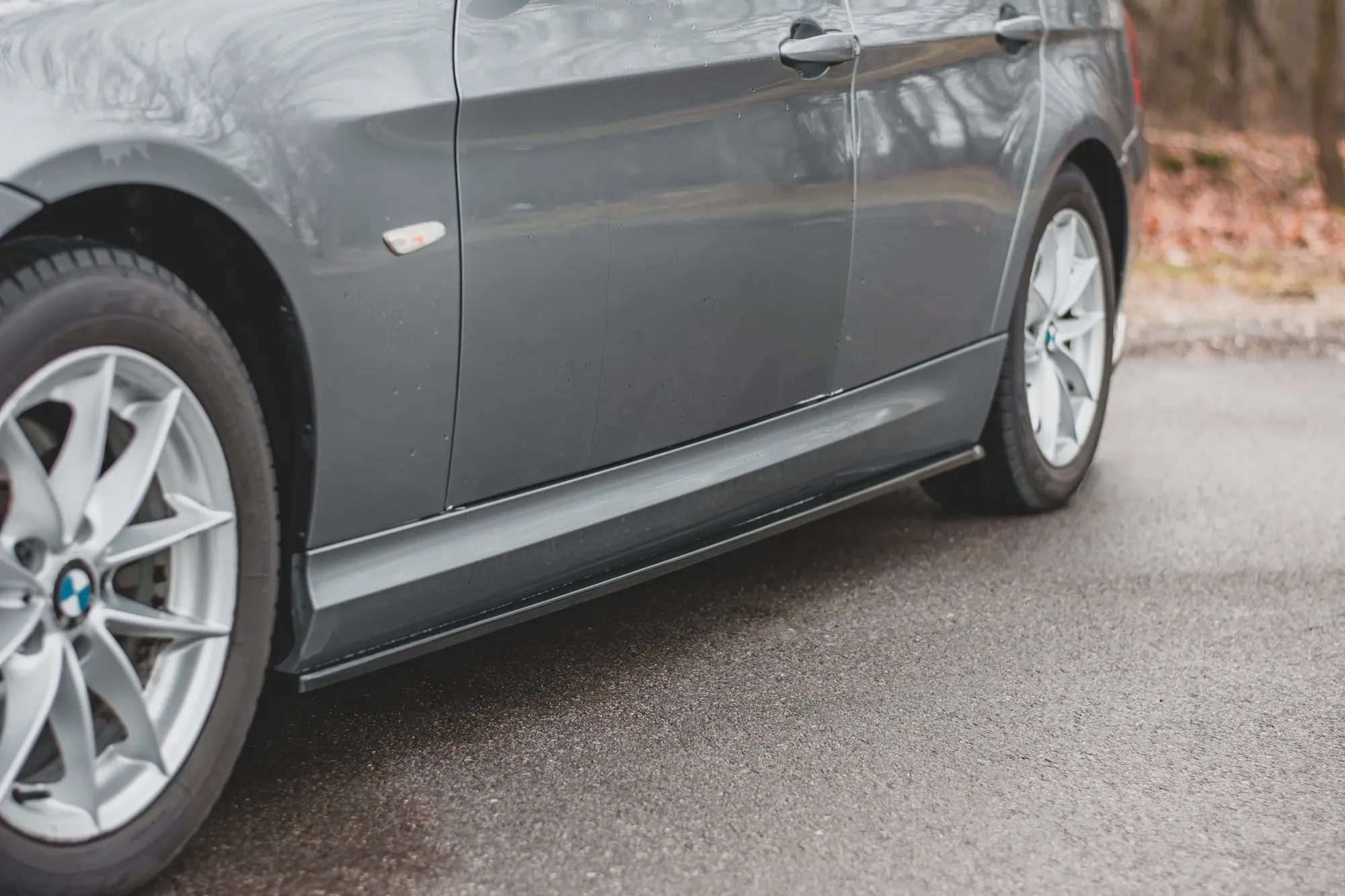 SIDESKJØRT BMW 3 (E90 / E91) 2008-2012 – bilde 2