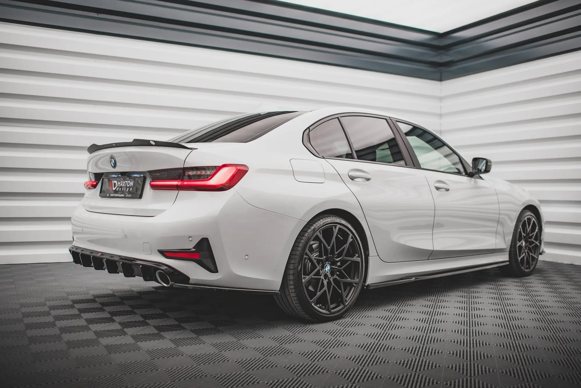 SIDESKJØRT BMW 3 (G20 / G21) 2018-2022 – bilde 2