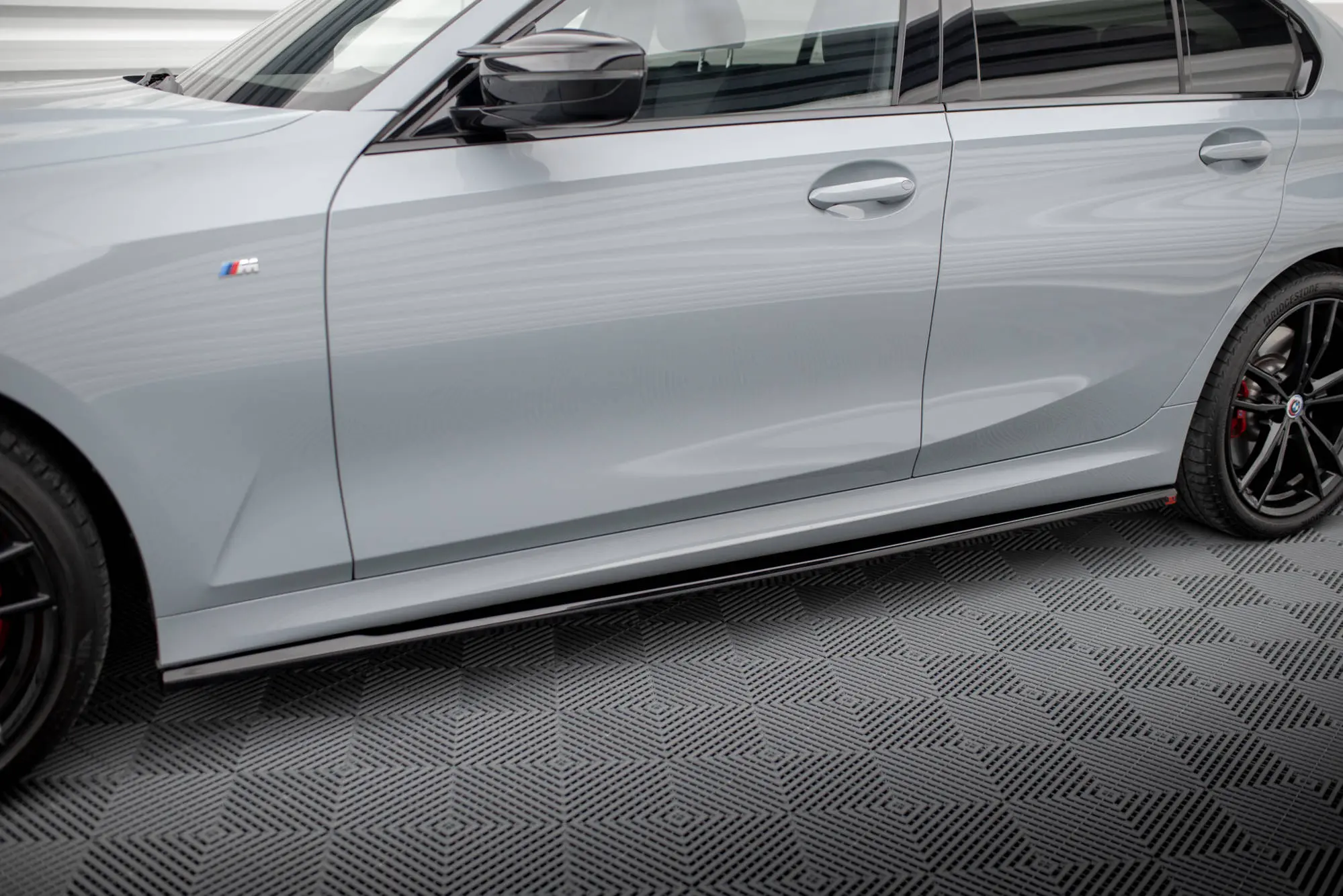 Sideskjørt BMW 3 M340i (G20/G21) / BMW 3 (G20/G21 ) M-Pakke Facelift 2022 -> | Glossy Black Edition