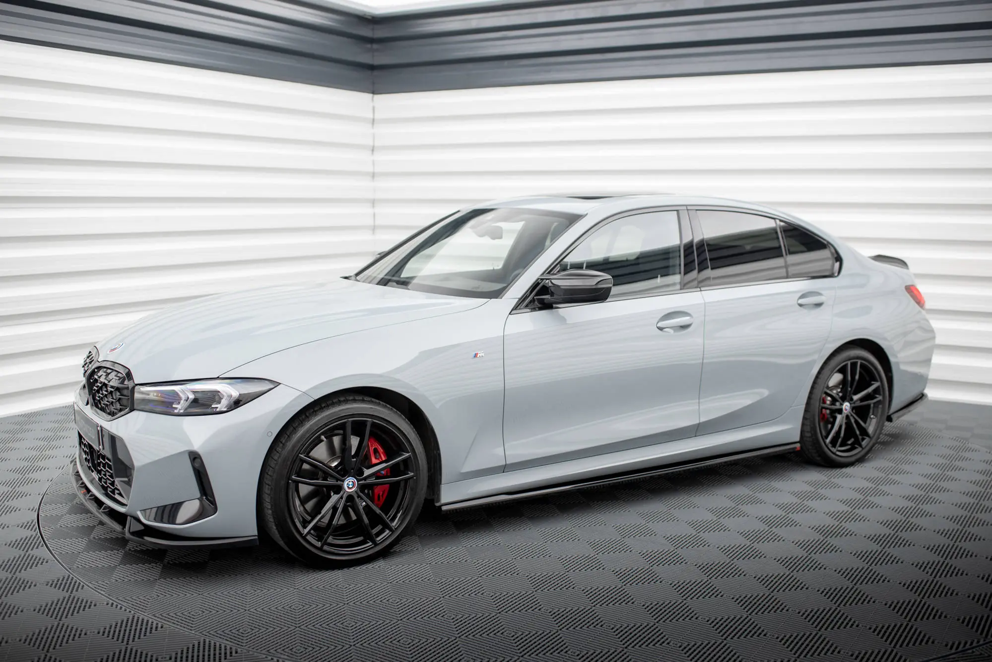 Sideskjørt BMW 3 M340i (G20/G21) / BMW 3 (G20/G21 ) M-Pakke Facelift 2022 -> | Glossy Black Edition – bilde 4