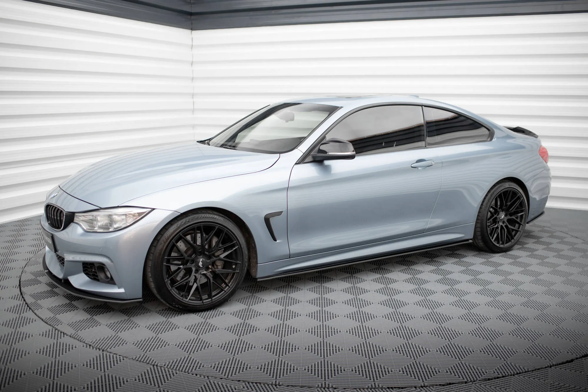 Sideskjørt BMW 4 Coupe (F32) M-Pakke 2013 - 2020 | Street Pro Black Edition – bilde 2