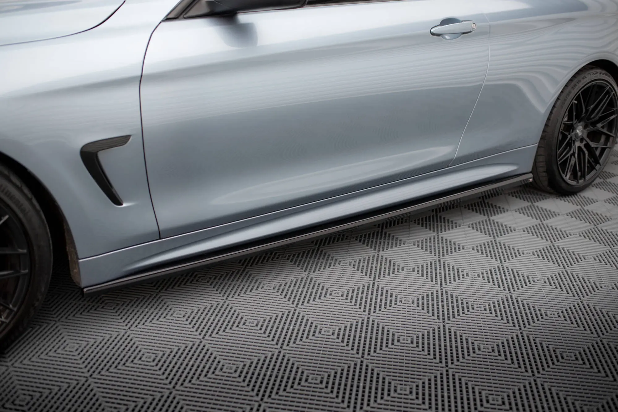 Sideskjørt BMW 4 Coupe (F32) M-Pakke 2013 - 2020 | V.3 Glossy Black Edition