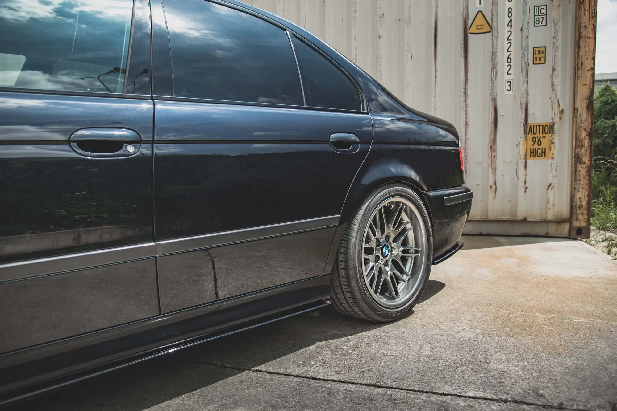 SIDESKJØRT BMW 5 (E39) M-Pack 1998-2003 / BMW M5 (E39) 1998-2003 – bilde 5
