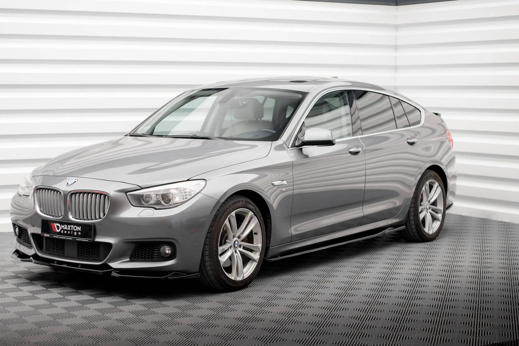 Sideskjørt BMW 5 Gran Turismo (F07) M-Pack 2009 - 2013 | Glossy Black Edition – bilde 4